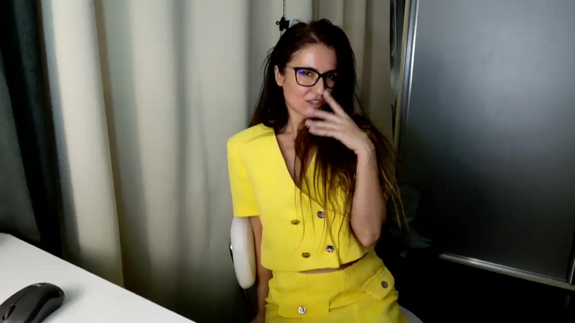 Gallery image thumbnail from DANIELLE's myfreecams stream on, 01/26/2026, 13:35 image 12 of 20