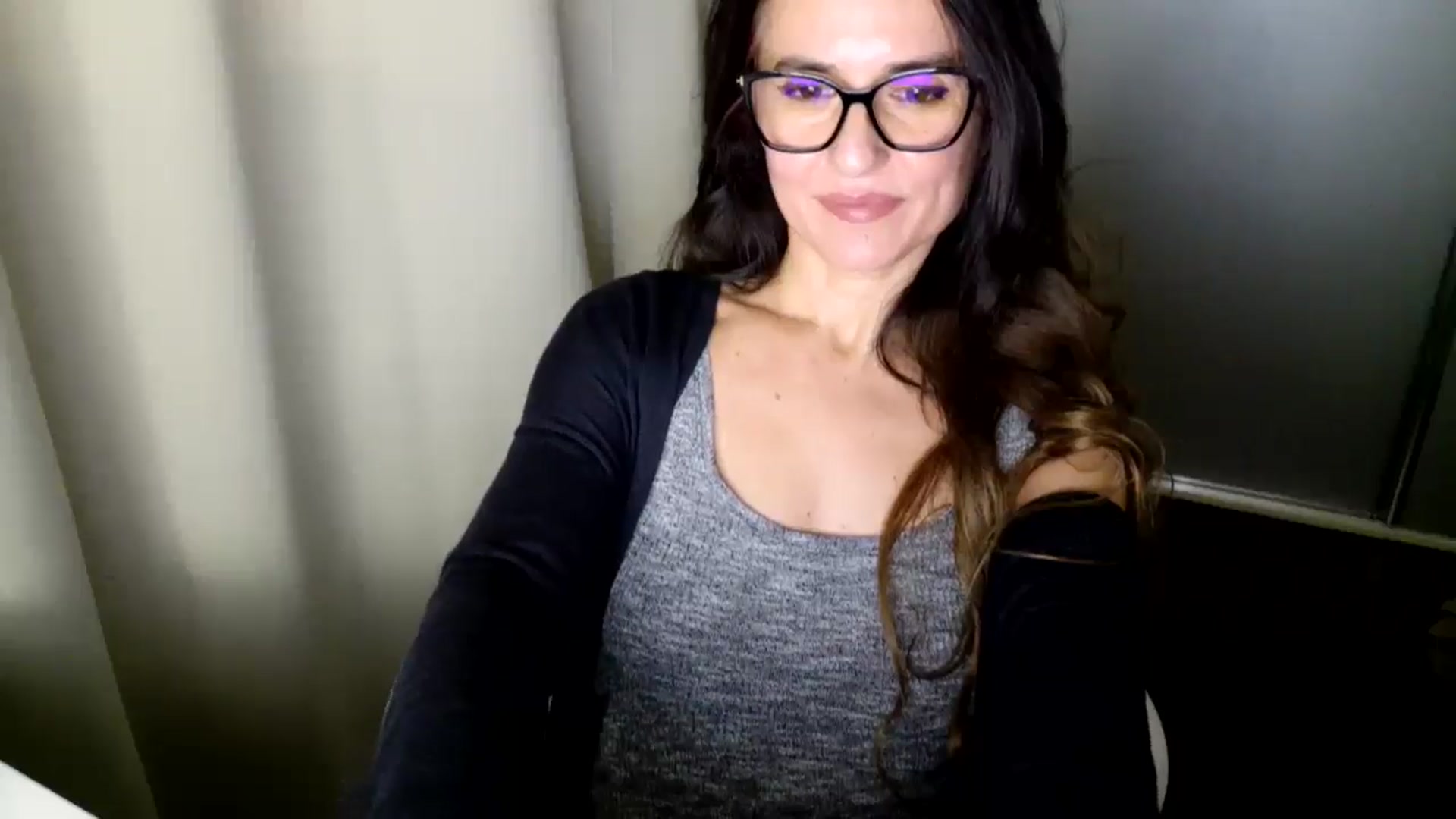 Gallery image thumbnail from DANIELLE's myfreecams stream on, 02/06/2026, 09:21 image 4 of 20