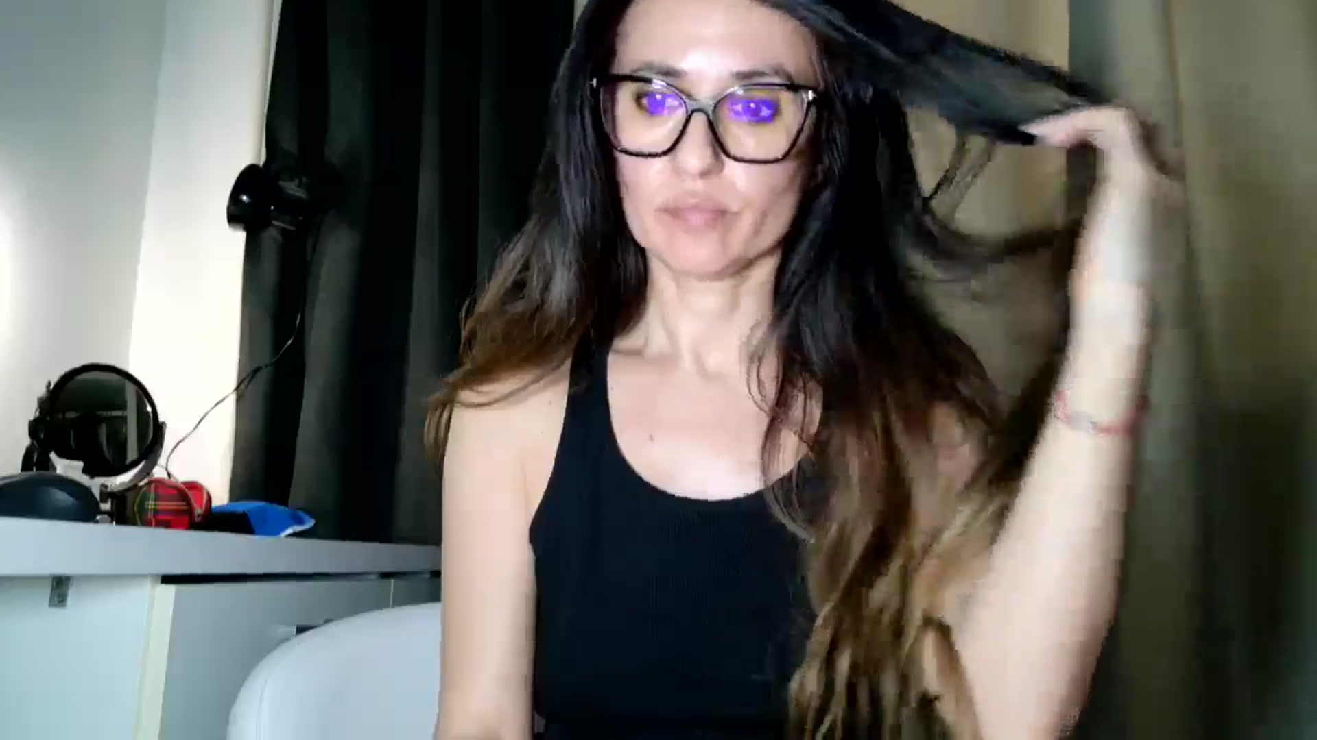 Gallery image thumbnail from DANIELLE's myfreecams stream on, 03/10/2026, 09:43 image 3 of 20