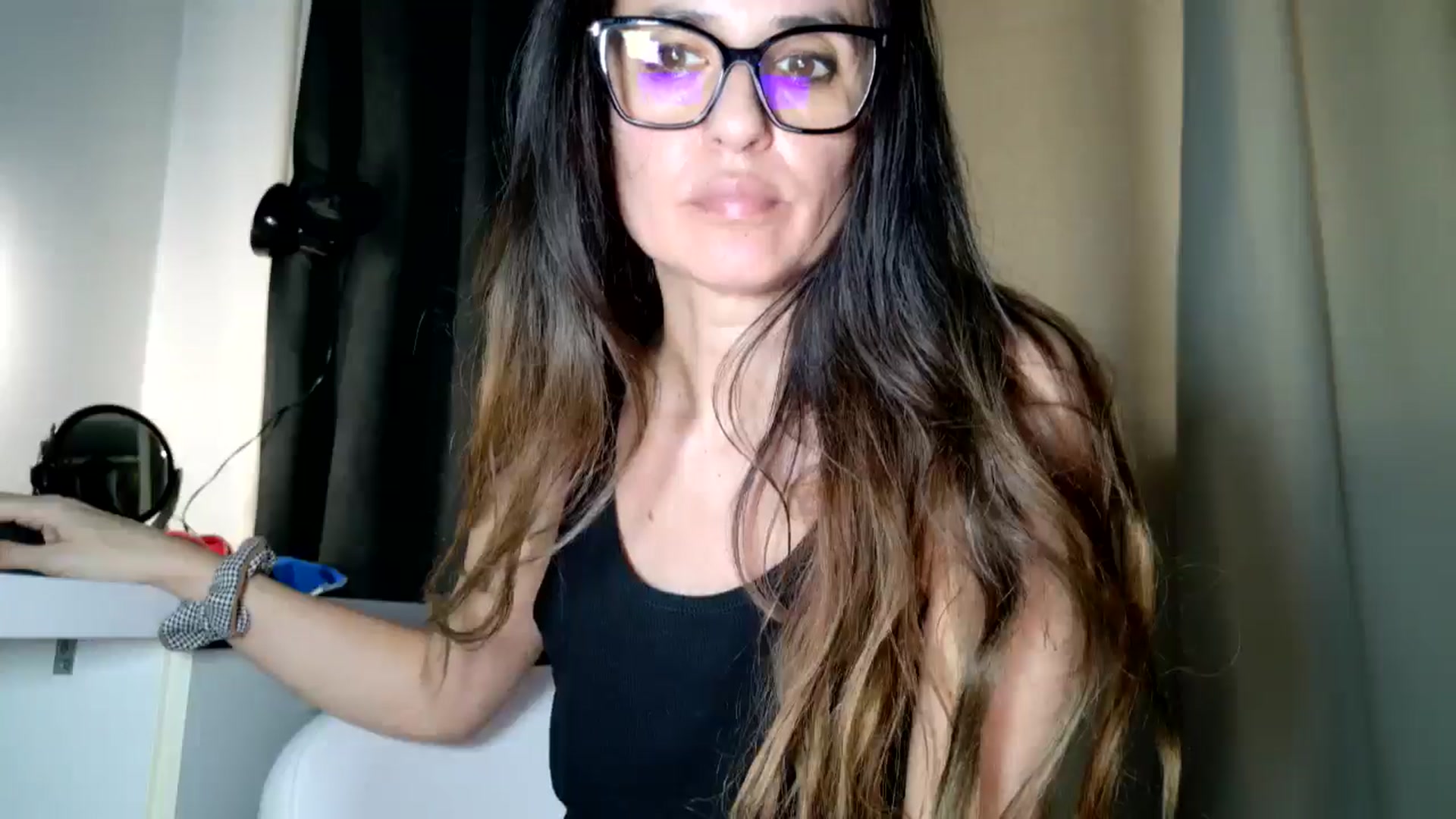 Gallery image thumbnail from DANIELLE's myfreecams stream on, 03/10/2026, 09:43 image 4 of 20