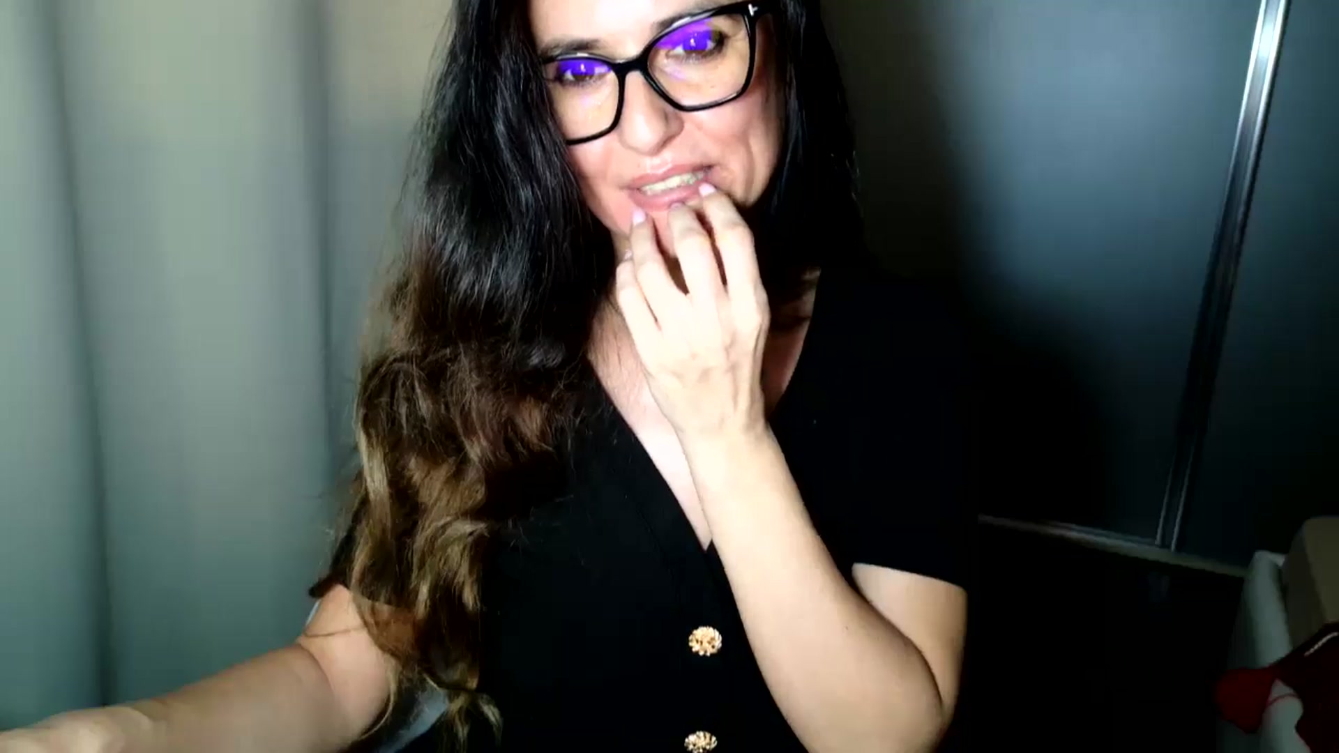 Gallery image thumbnail from DANIELLE's myfreecams stream on, 03/17/2026, 07:17 image 18 of 20