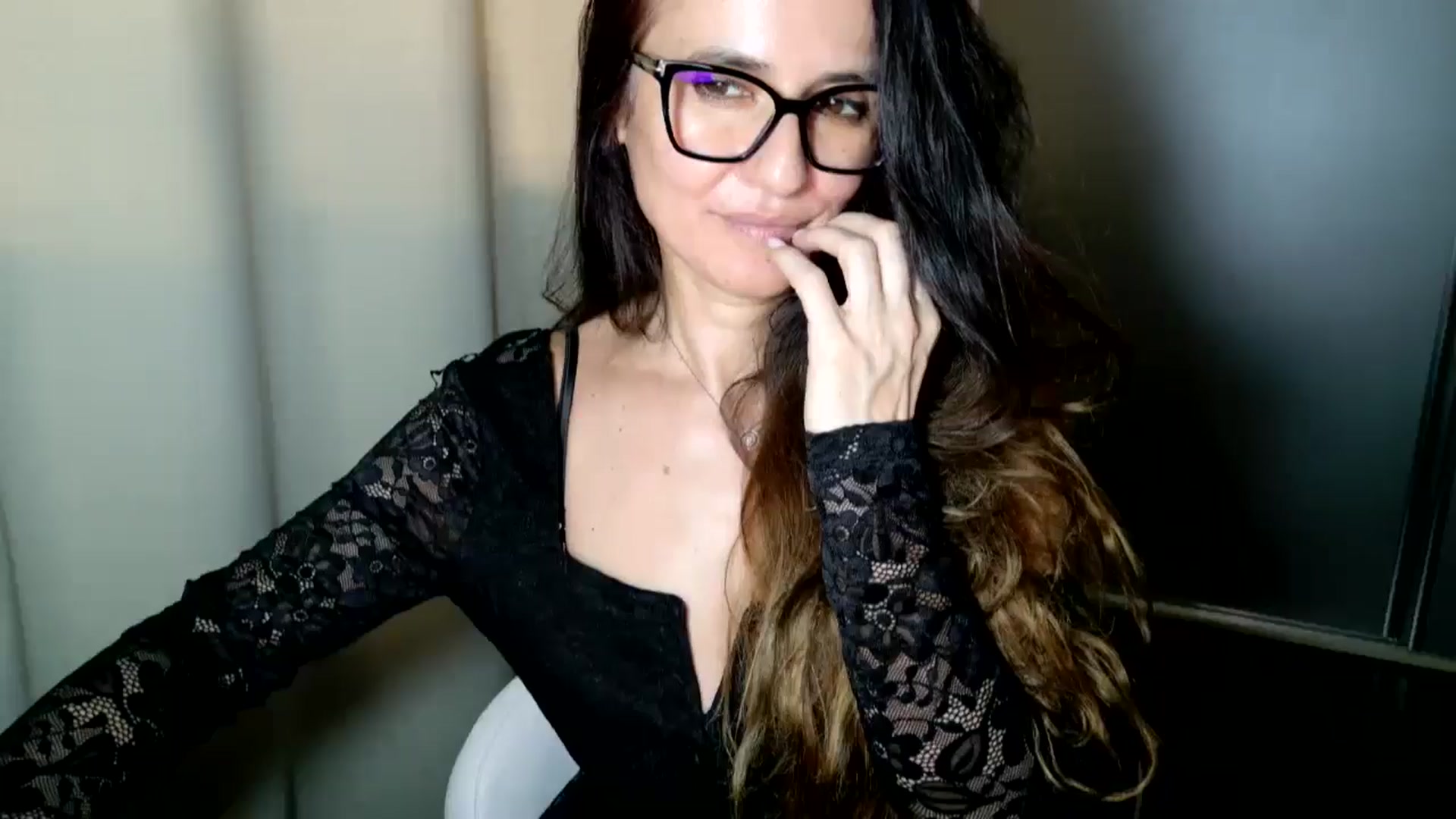 Gallery image thumbnail from DANIELLE's myfreecams stream on, 03/18/2026, 10:11 image 12 of 20