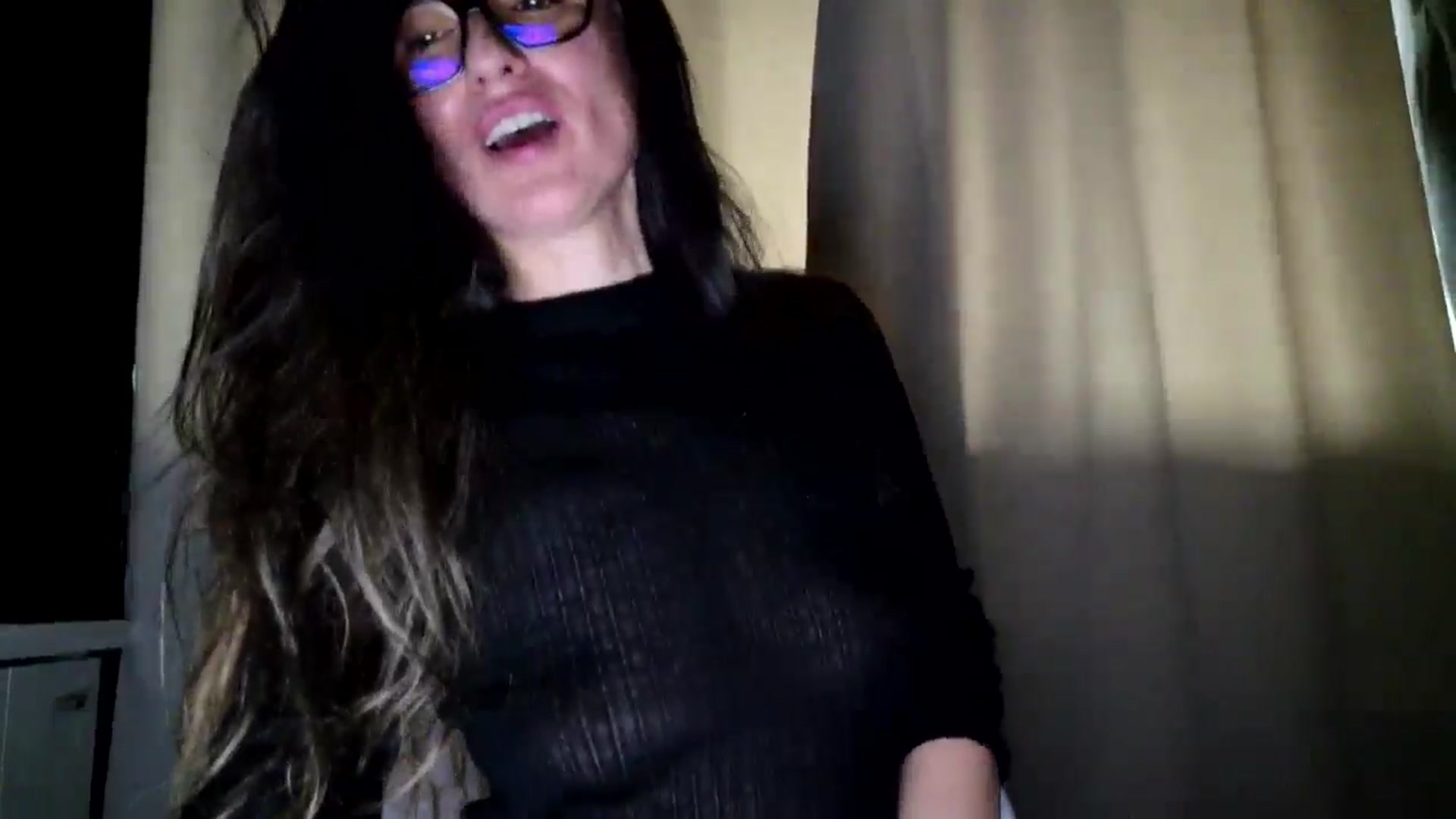 Gallery image thumbnail from DANIELLE's myfreecams stream on, 03/30/2026, 10:28 image 9 of 20