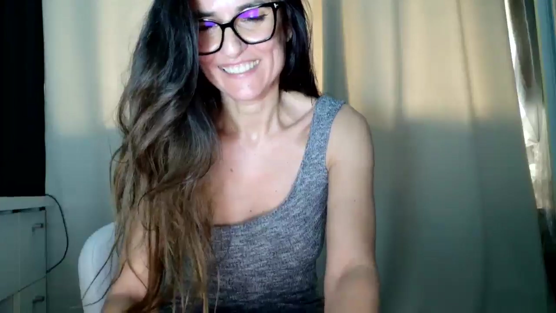 Gallery image thumbnail from DANIELLE's myfreecams stream on, 04/01/2026, 09:59 image 18 of 20