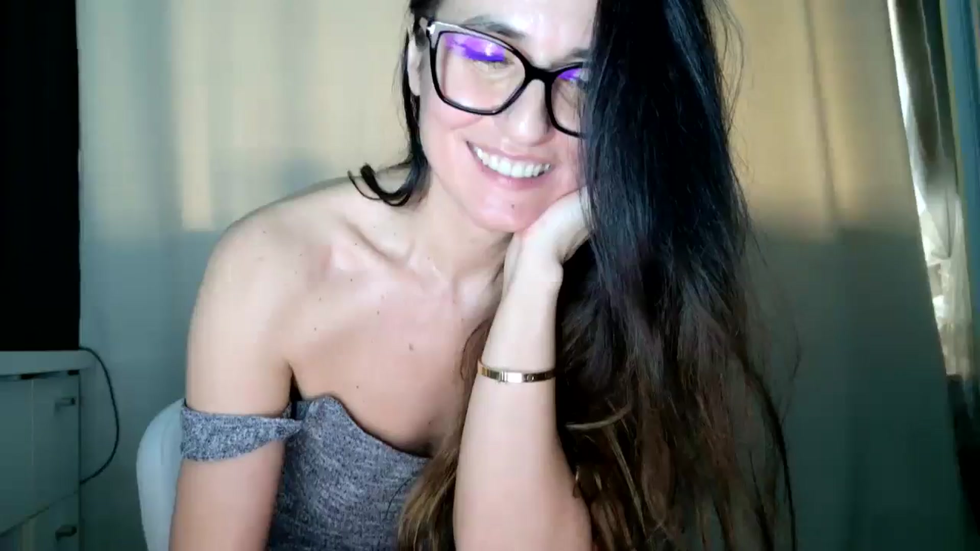 Gallery image thumbnail from DANIELLE's myfreecams stream on, 04/01/2026, 09:59 image 14 of 20