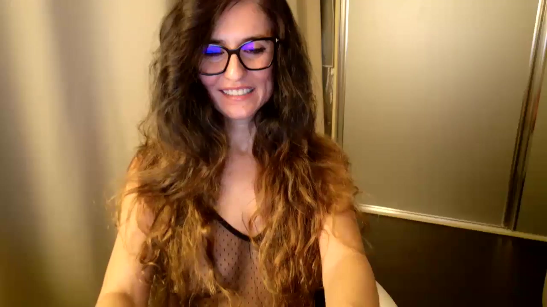 Gallery image thumbnail from DANIELLE's myfreecams stream on, 04/03/2026, 07:50 image 15 of 20