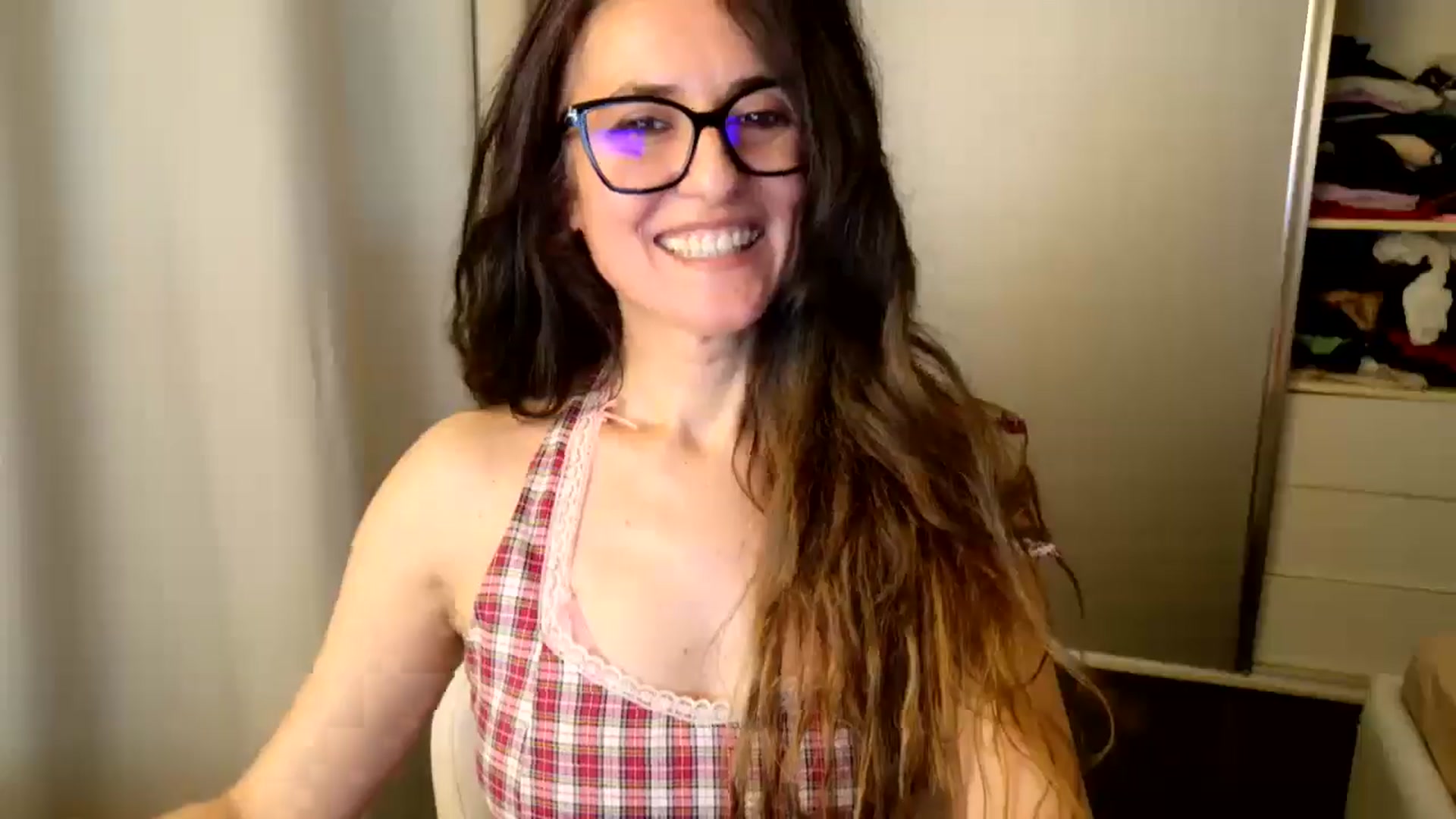 Gallery image thumbnail from DANIELLE's myfreecams stream on, 04/06/2026, 07:13 image 18 of 20