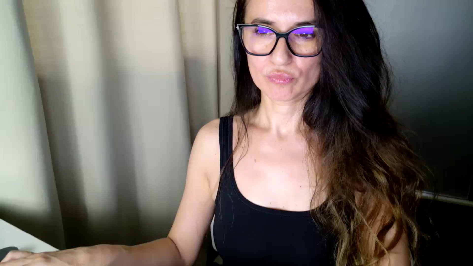 Gallery image thumbnail from DANIELLE's myfreecams stream on, 04/10/2026, 10:01 image 1 of 20