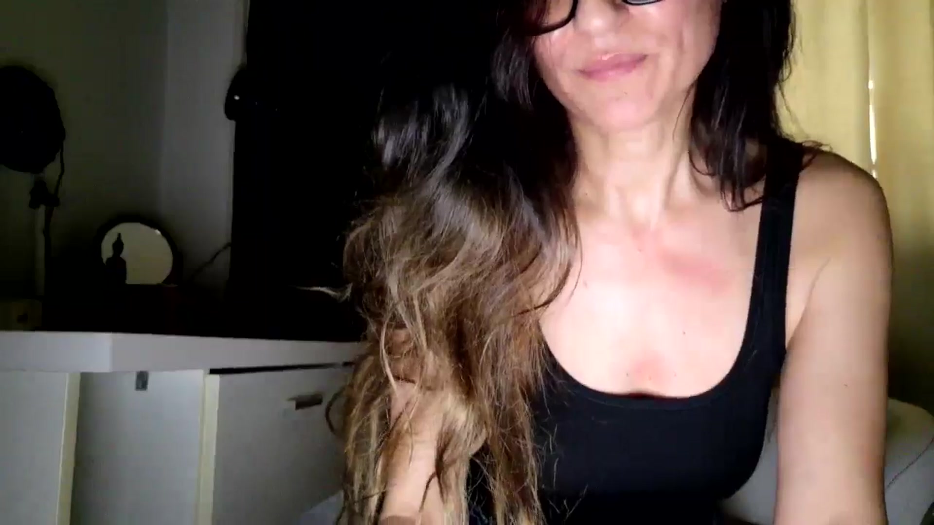 Gallery image thumbnail from DANIELLE's myfreecams stream on, 04/10/2026, 10:01 image 8 of 20