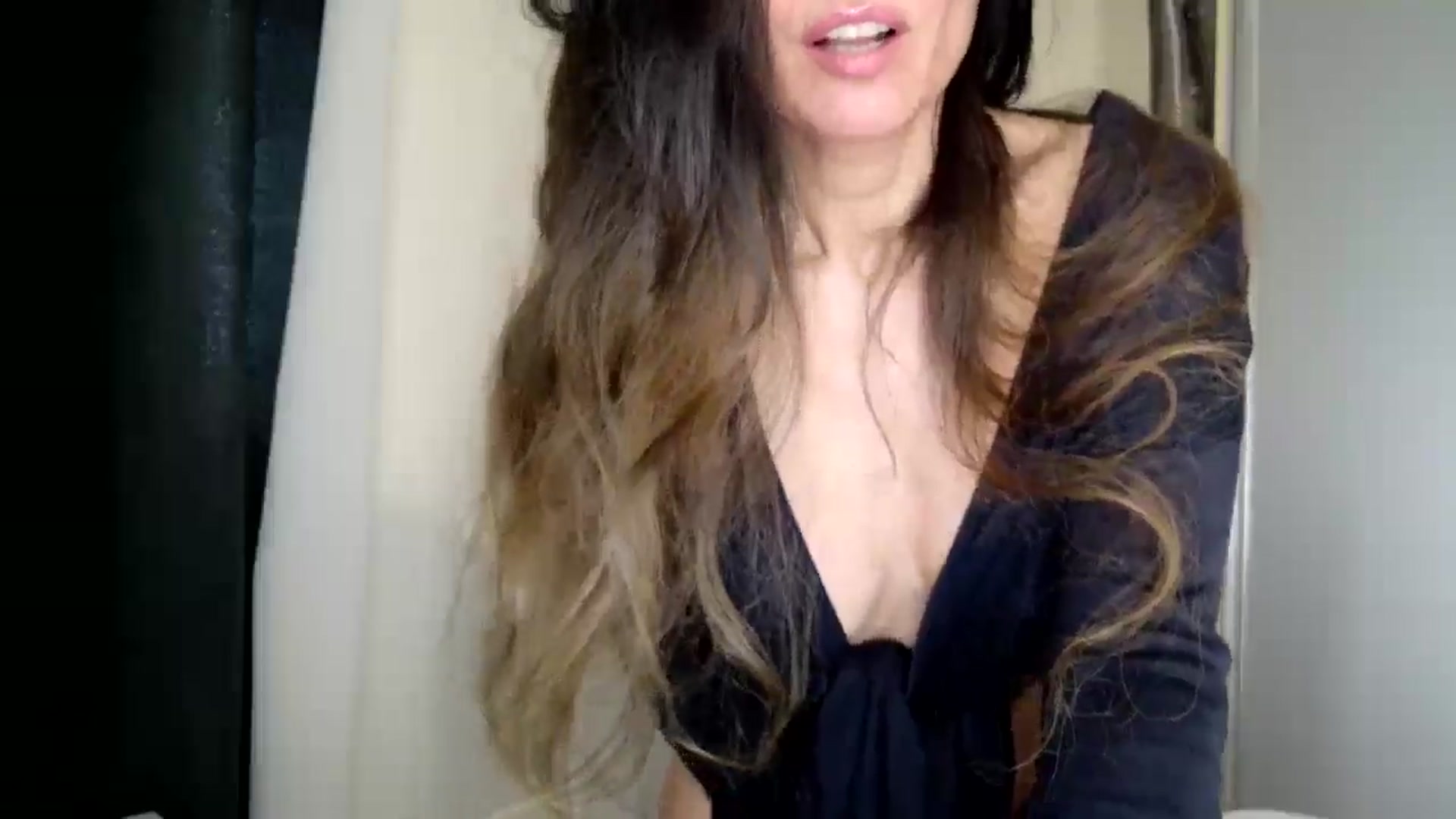 Gallery image thumbnail from DANIELLE's myfreecams stream on, 04/11/2026, 06:38 image 6 of 20