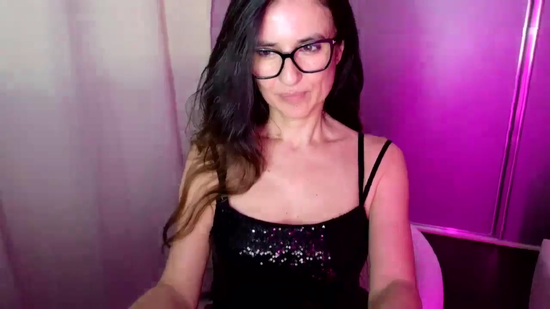 Gallery image thumbnail from DANIELLE's myfreecams stream on, 04/13/2026, 05:54 image 9 of 20