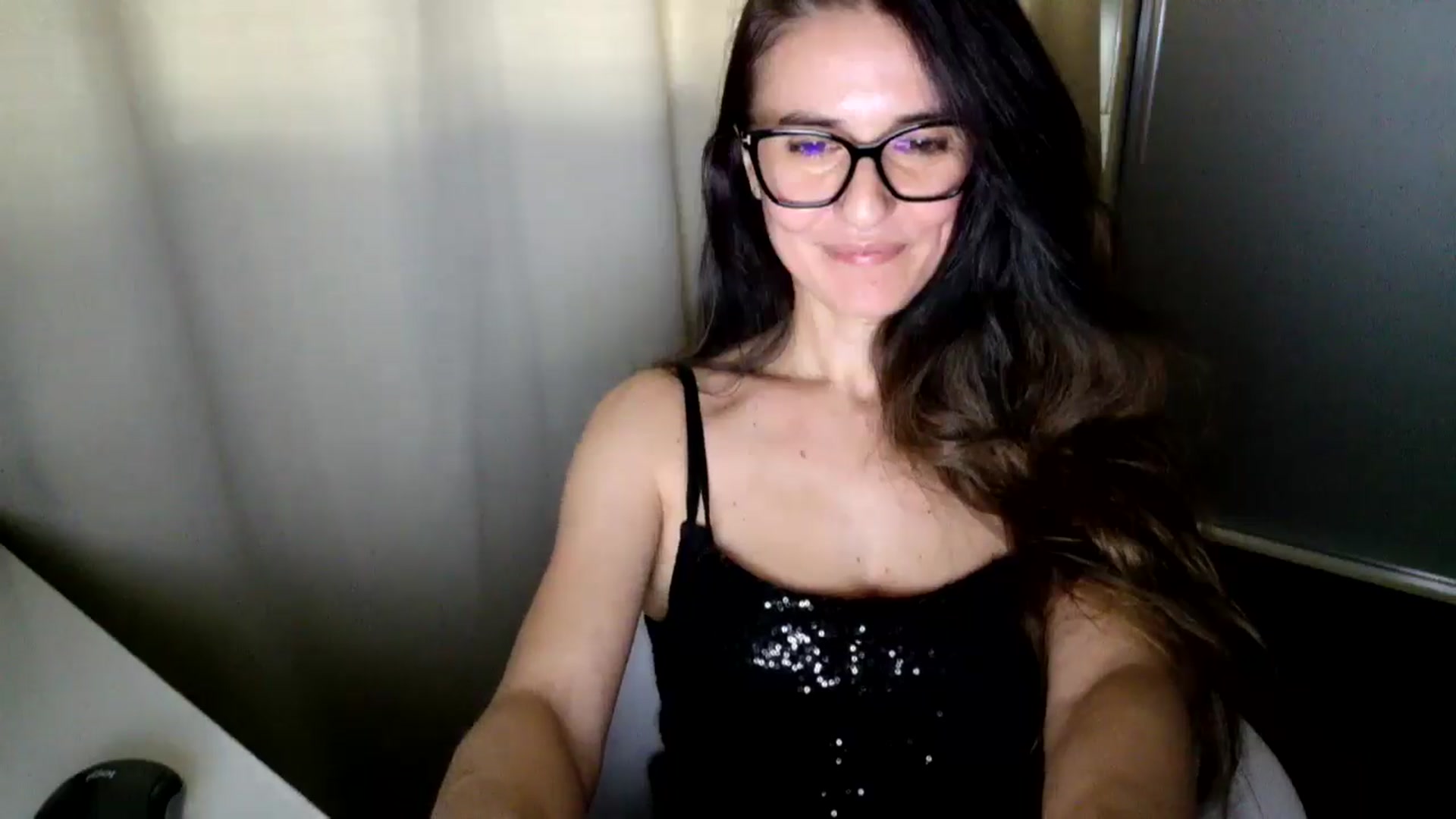 Gallery image thumbnail from DANIELLE's myfreecams stream on, 04/13/2026, 08:31 image 19 of 20