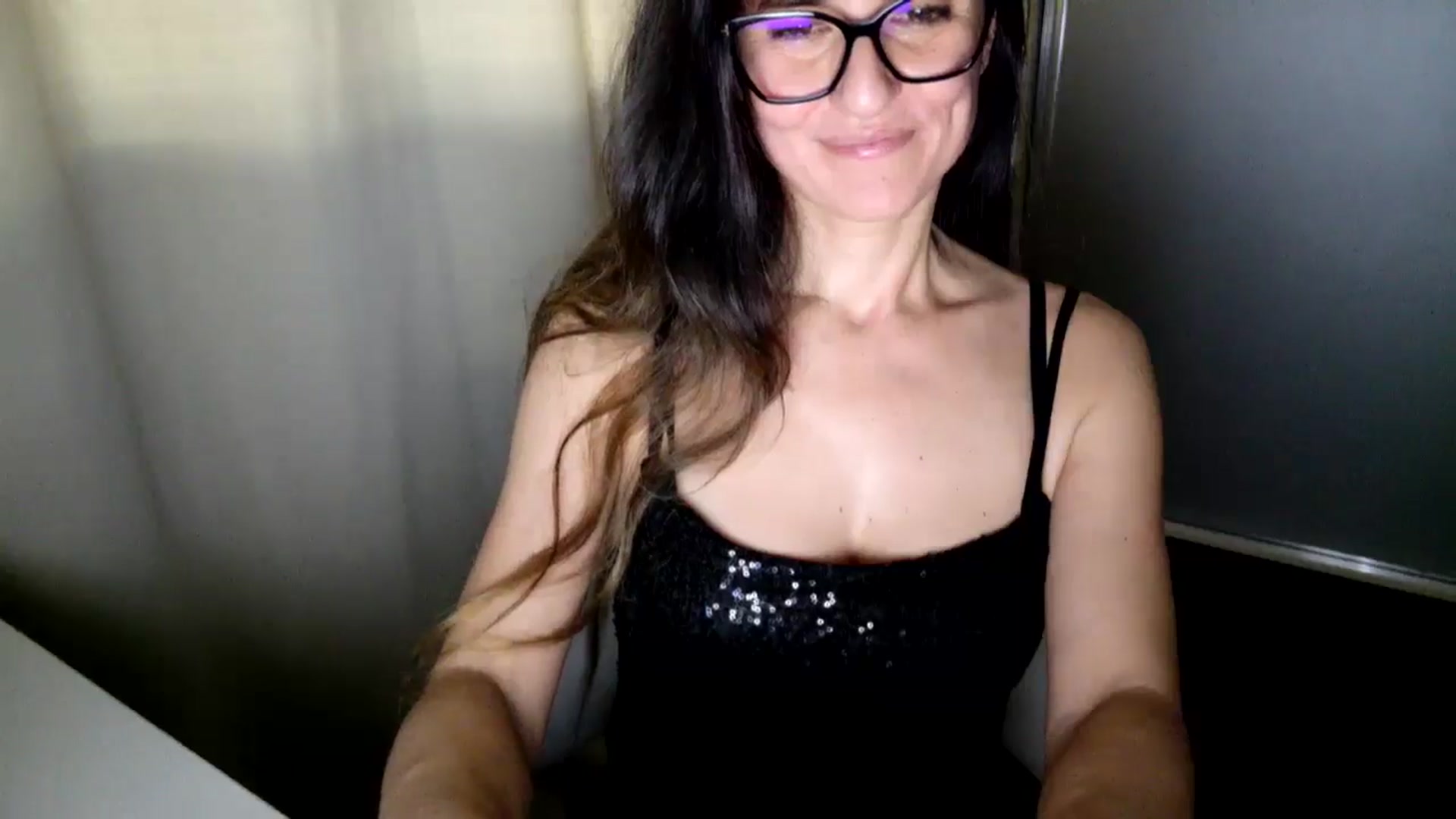 Gallery image thumbnail from DANIELLE's myfreecams stream on, 04/13/2026, 08:31 image 13 of 20