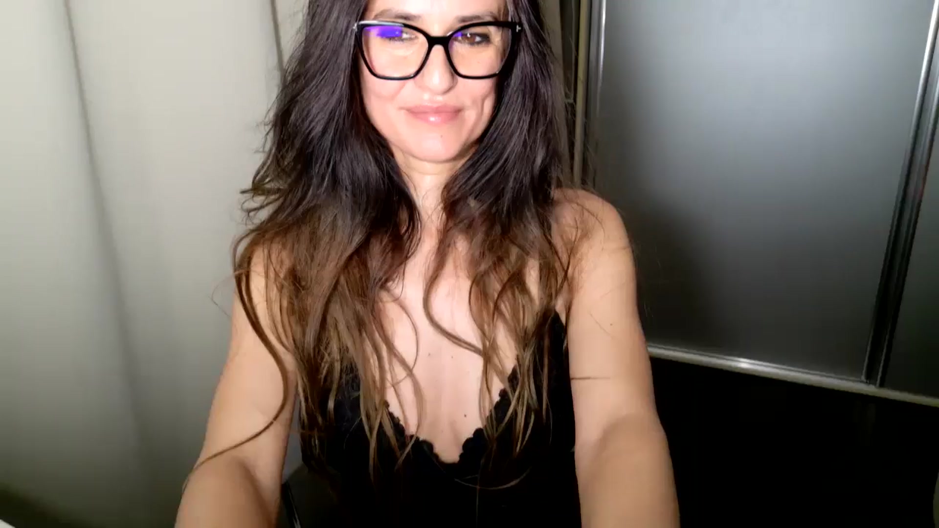 Gallery image thumbnail from DANIELLE's myfreecams stream on, 04/22/2026, 06:38 image 2 of 20