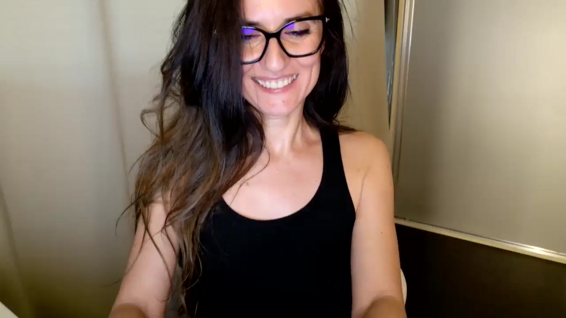 Gallery image thumbnail from DANIELLE's myfreecams stream on, 04/23/2026, 07:59 image 2 of 20