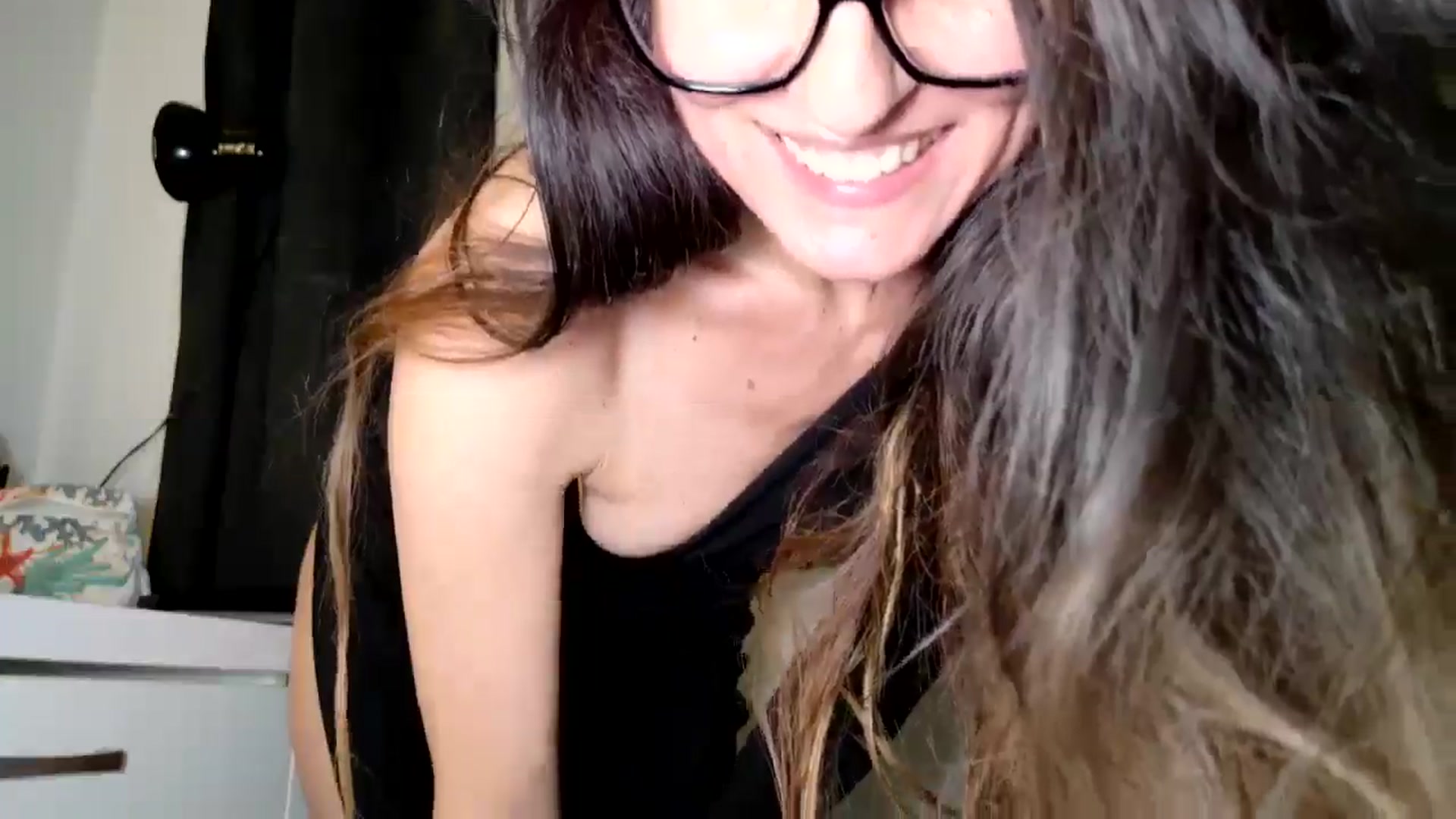 Gallery image thumbnail from DANIELLE's myfreecams stream on, 04/23/2026, 10:38 image 17 of 20