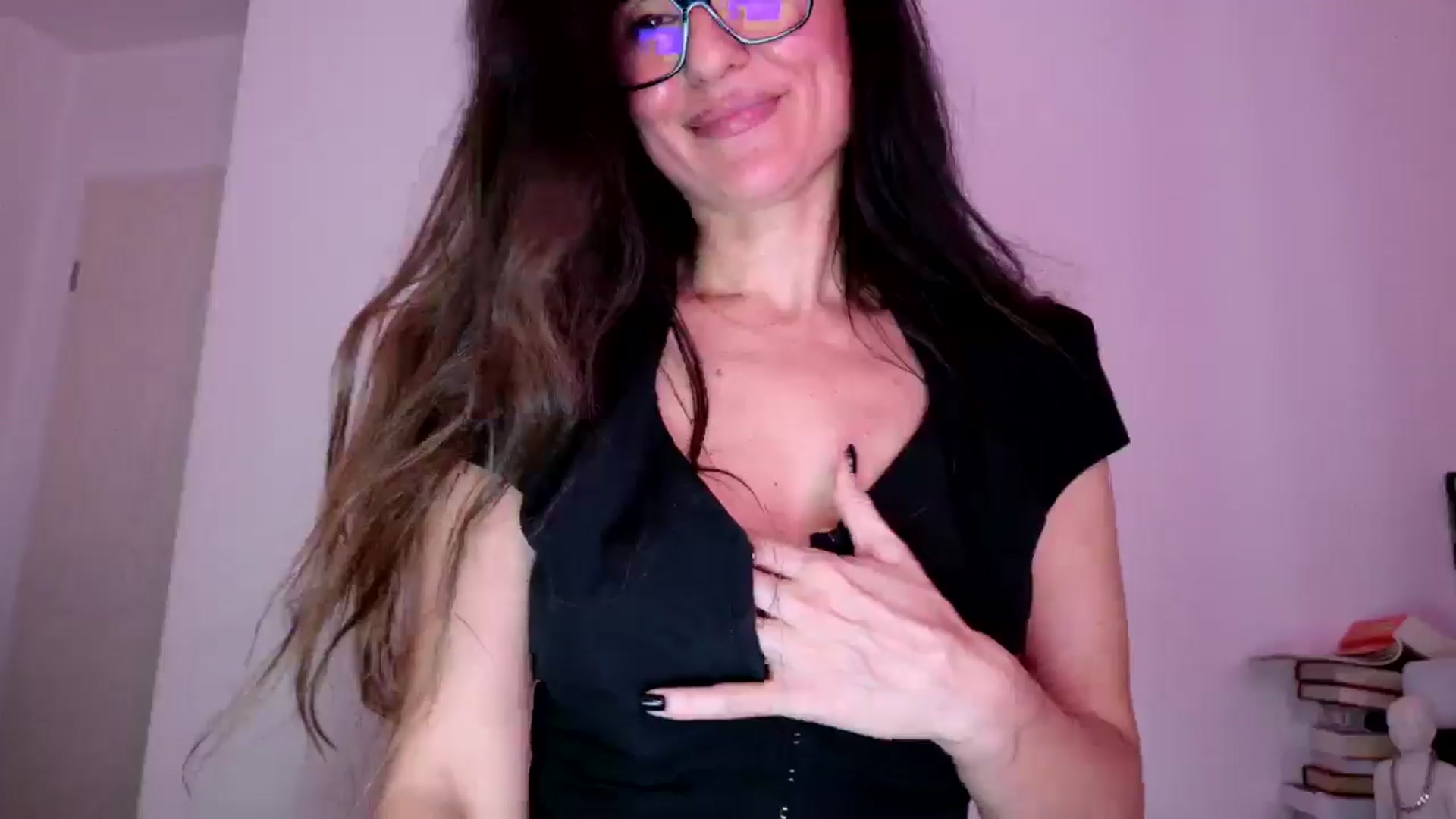 Gallery image thumbnail from DANIELLE's myfreecams stream on, 04/30/2026, 15:15 image 13 of 20