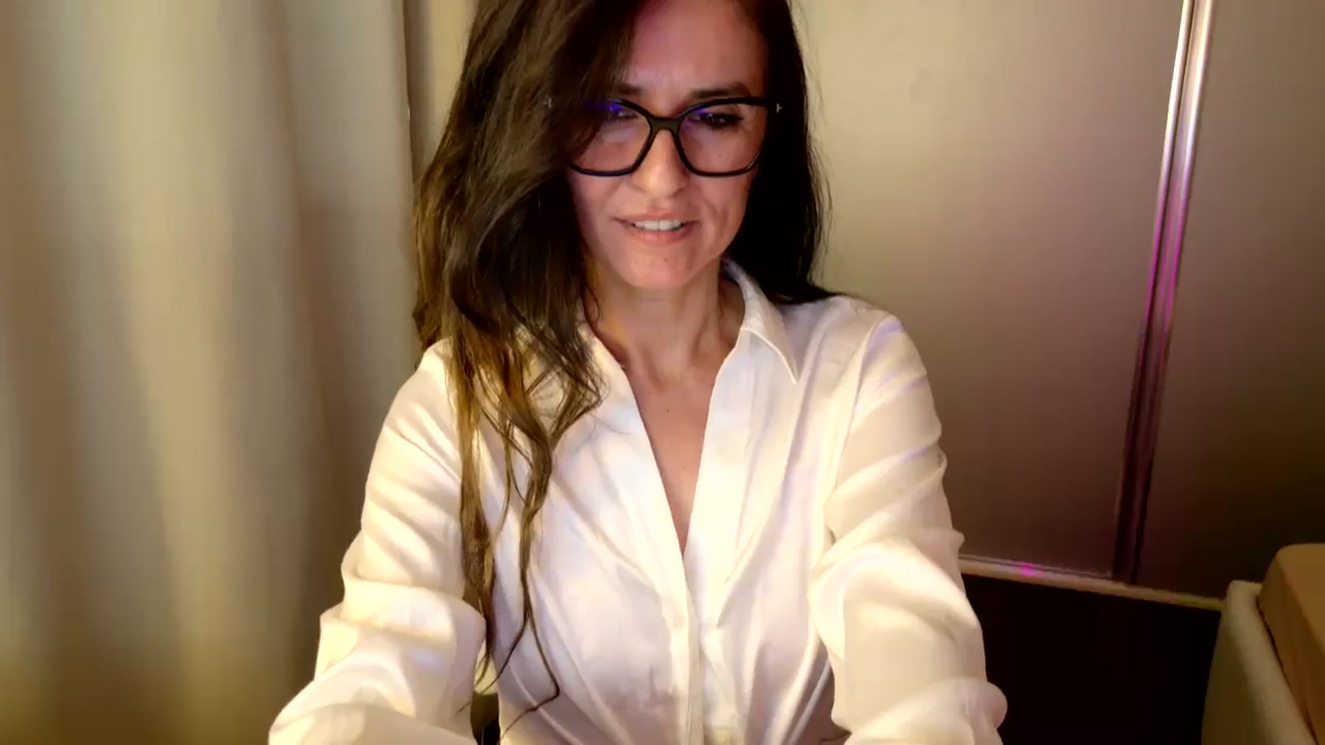 Gallery image thumbnail from DANIELLE's myfreecams stream on, 05/01/2026, 06:32 image 7 of 20