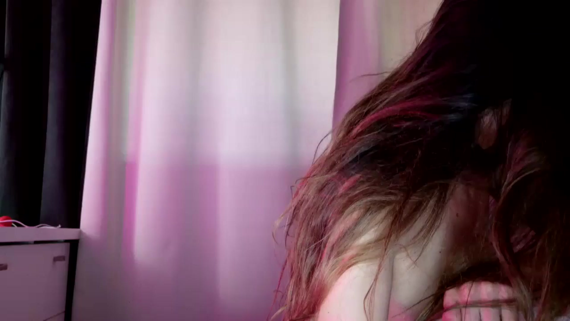 Gallery image thumbnail from DANIELLE's myfreecams stream on, 05/04/2026, 07:38 image 13 of 20