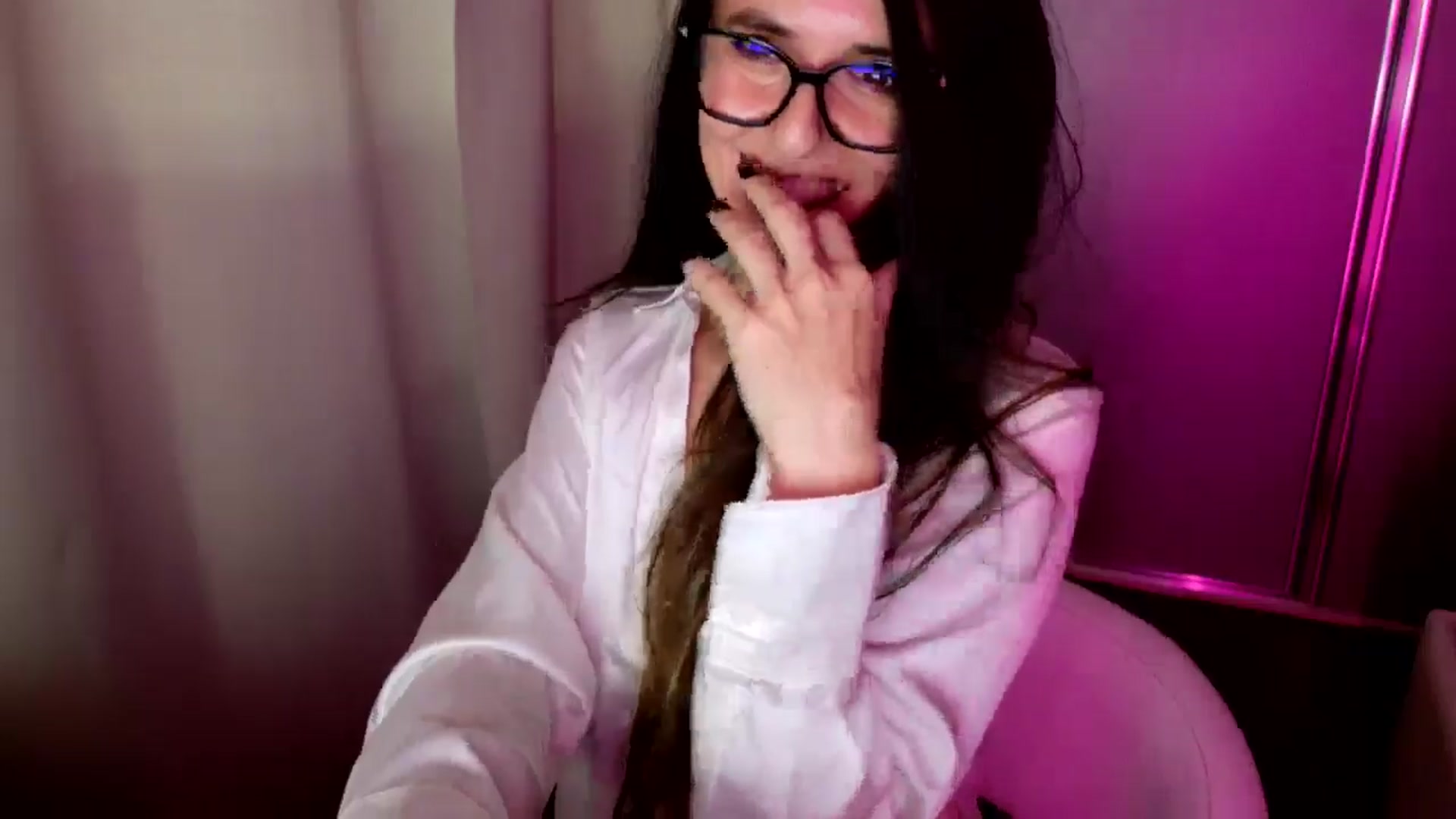 Gallery image thumbnail from DANIELLE's myfreecams stream on, 05/04/2026, 08:52 image 17 of 20