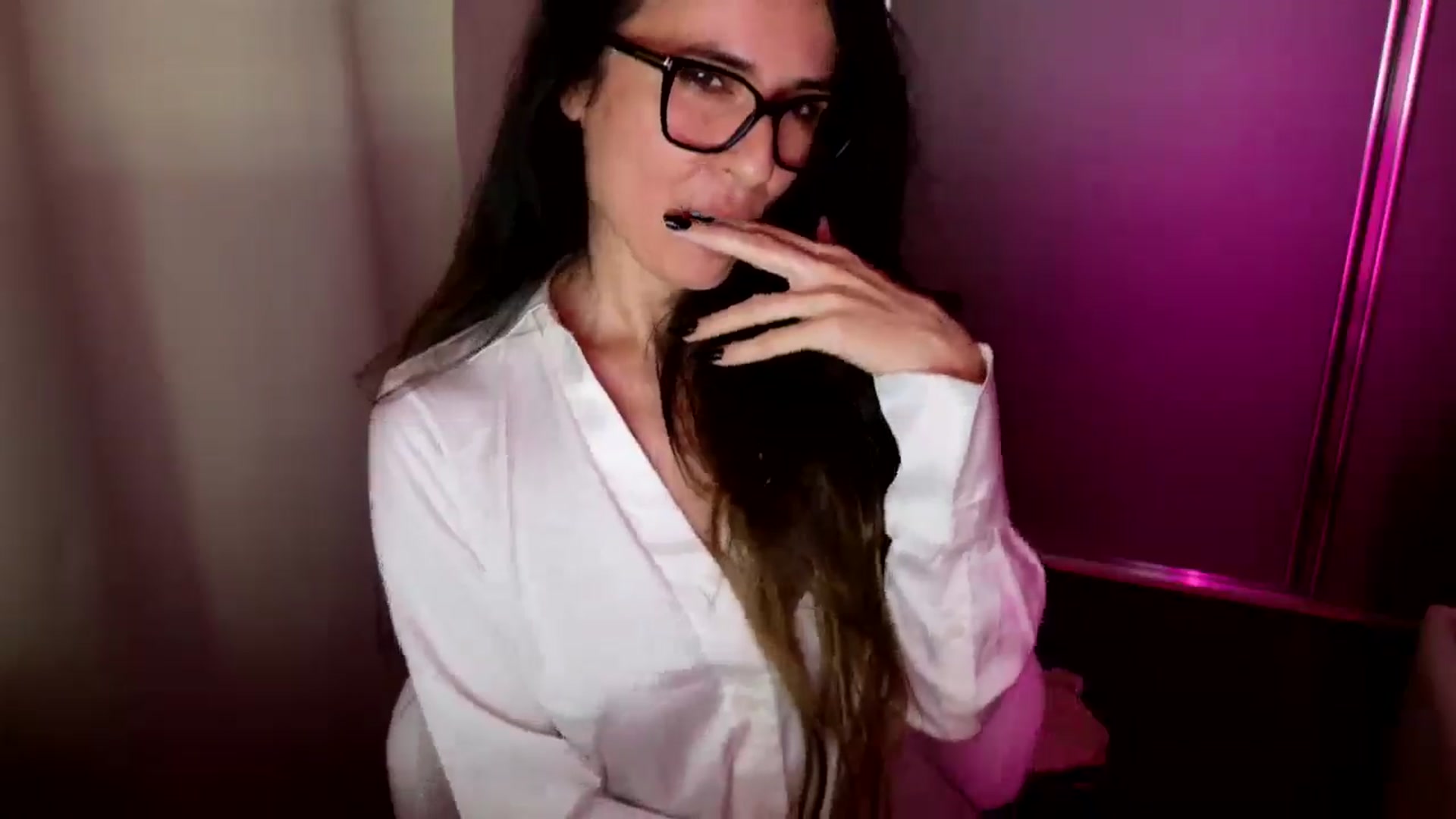 Gallery image thumbnail from DANIELLE's myfreecams stream on, 05/04/2026, 08:52 image 16 of 20