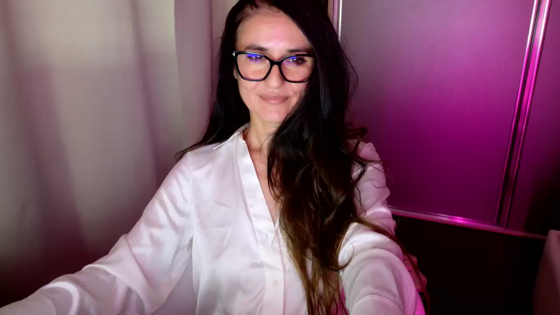 Gallery image thumbnail from DANIELLE's myfreecams stream on, 05/04/2026, 08:52 image 3 of 20