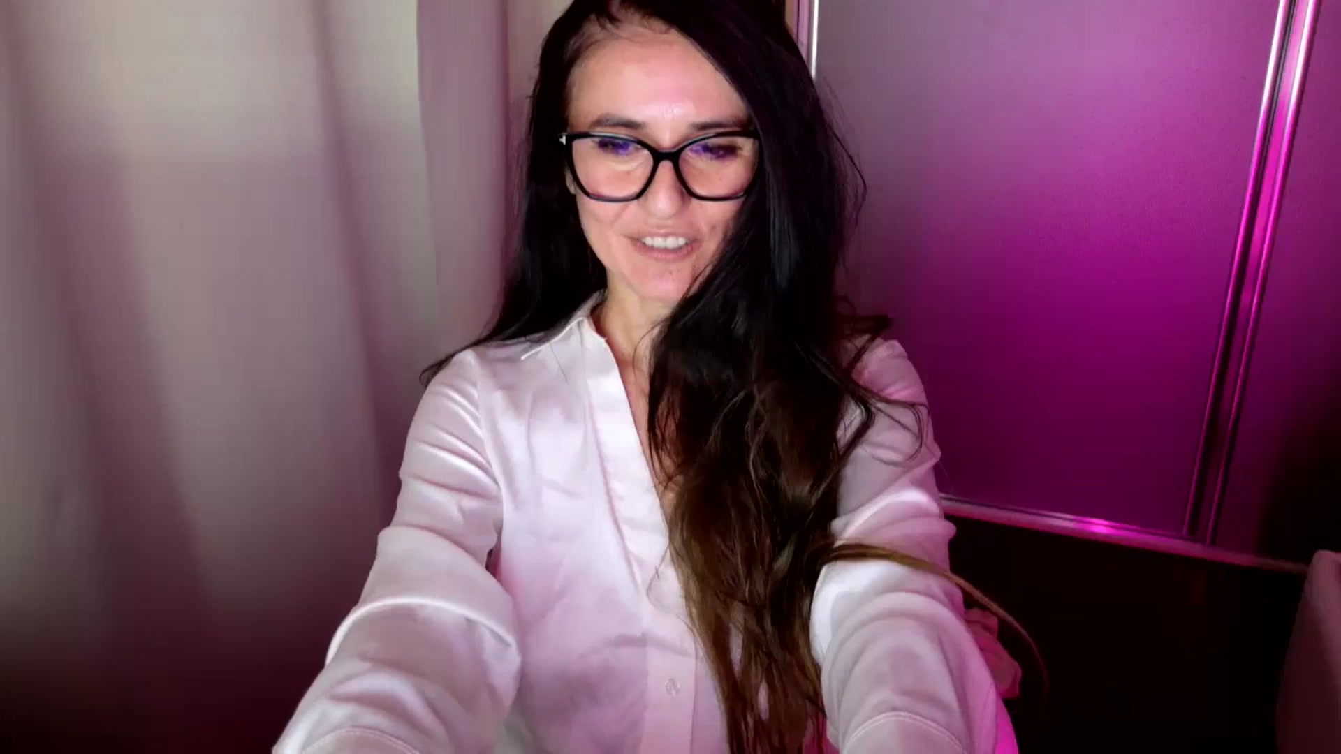 Gallery image thumbnail from DANIELLE's myfreecams stream on, 05/04/2026, 08:52 image 5 of 20