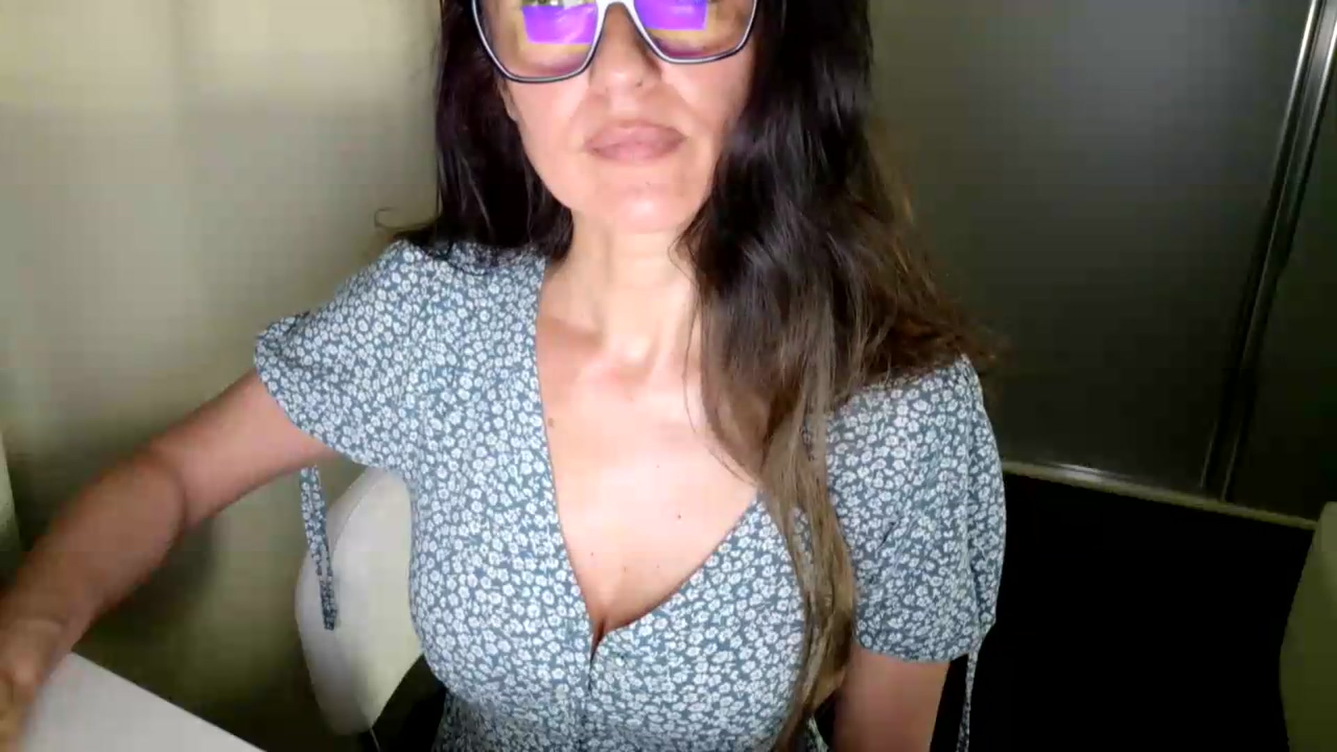 Gallery image thumbnail from DANIELLE's myfreecams stream on, 05/08/2026, 10:09 image 3 of 20