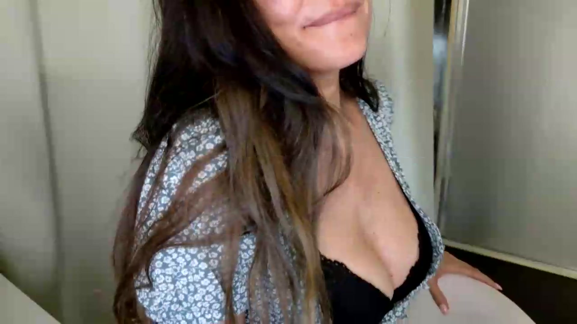 Gallery image thumbnail from DANIELLE's myfreecams stream on, 05/08/2026, 10:09 image 10 of 20
