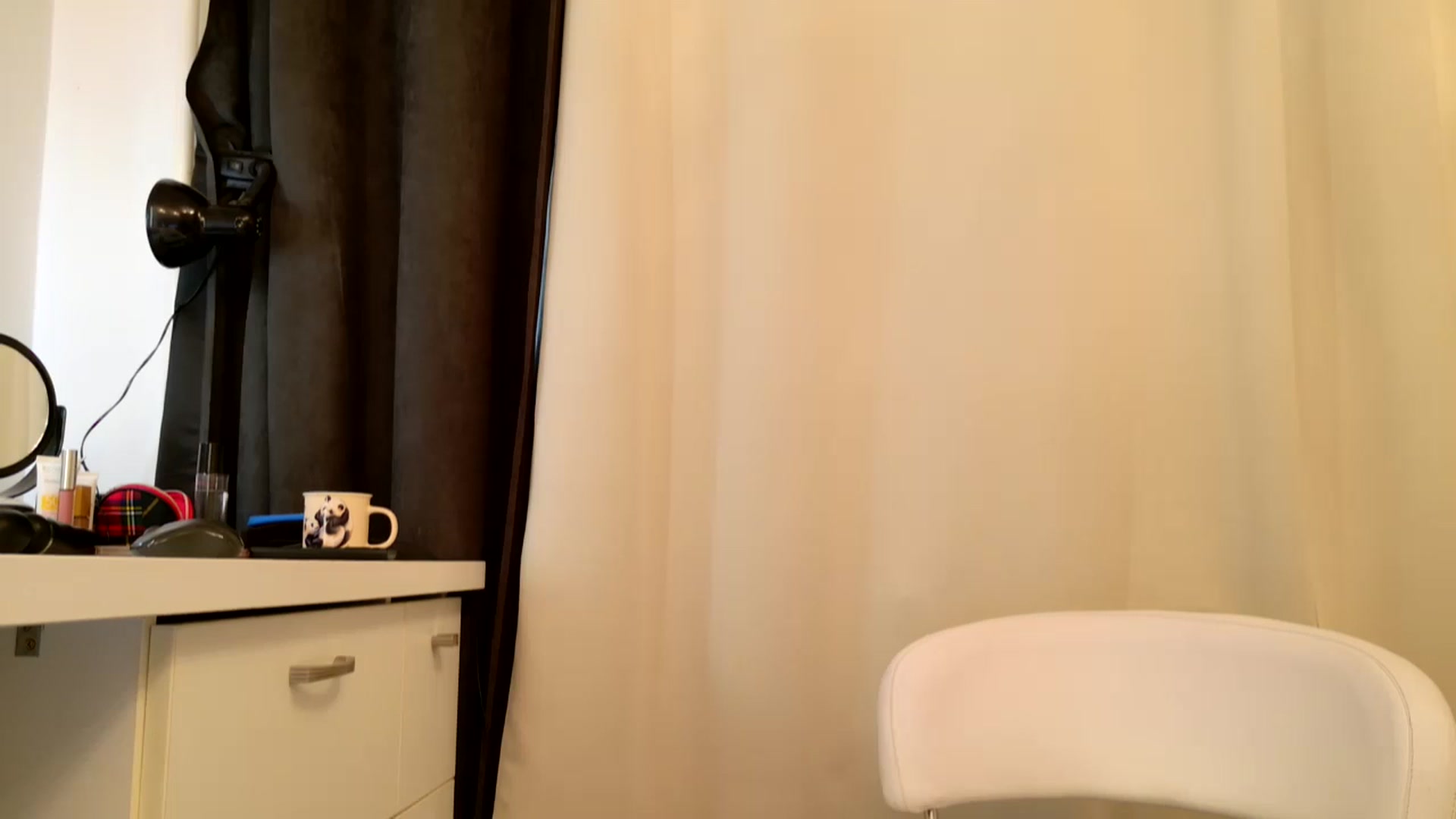 Gallery image thumbnail from DANIELLE's myfreecams stream on, 05/10/2026, 07:35 image 13 of 20