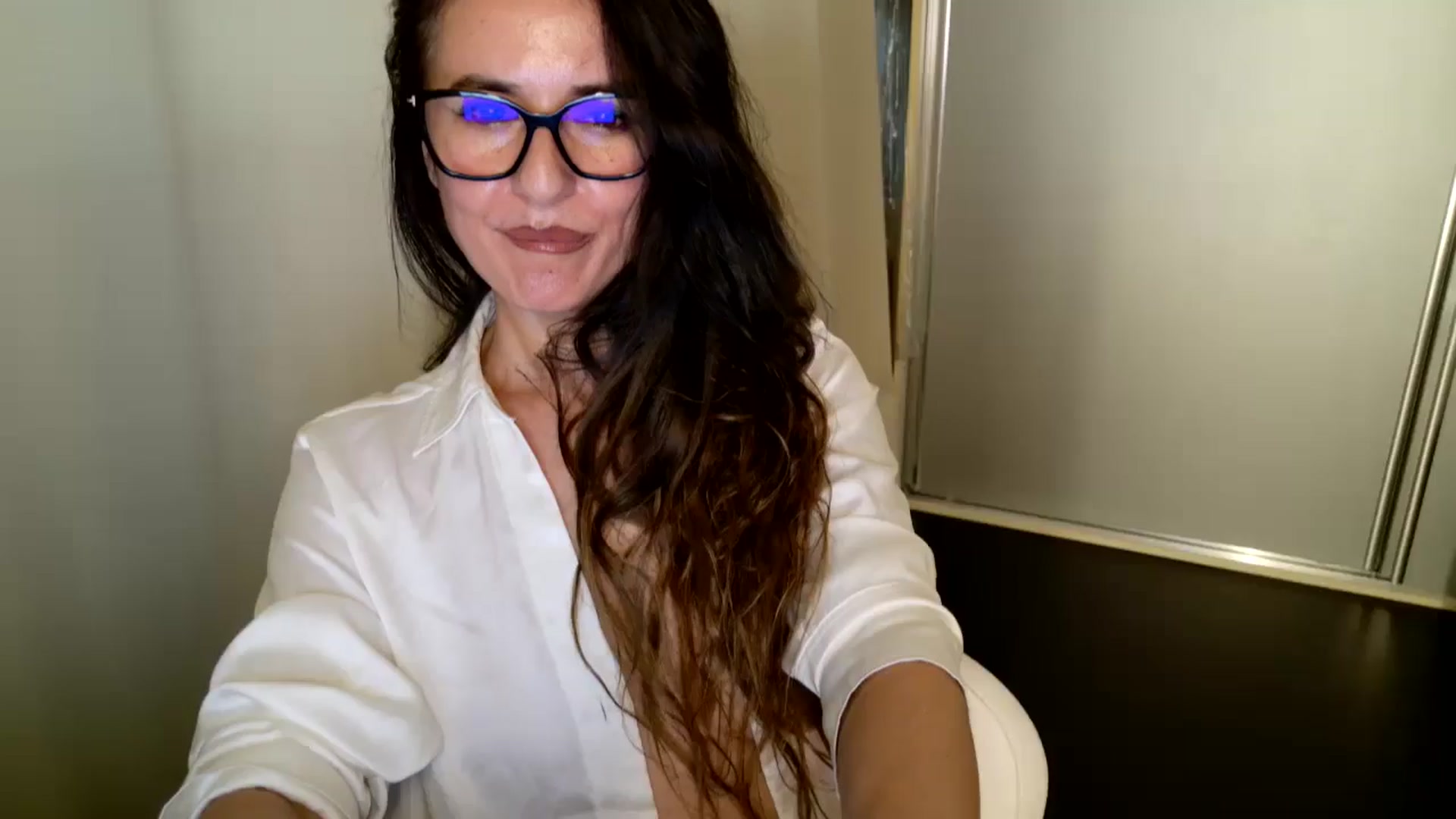 Gallery image thumbnail from DANIELLE's myfreecams stream on, 05/11/2026, 06:41 image 13 of 20