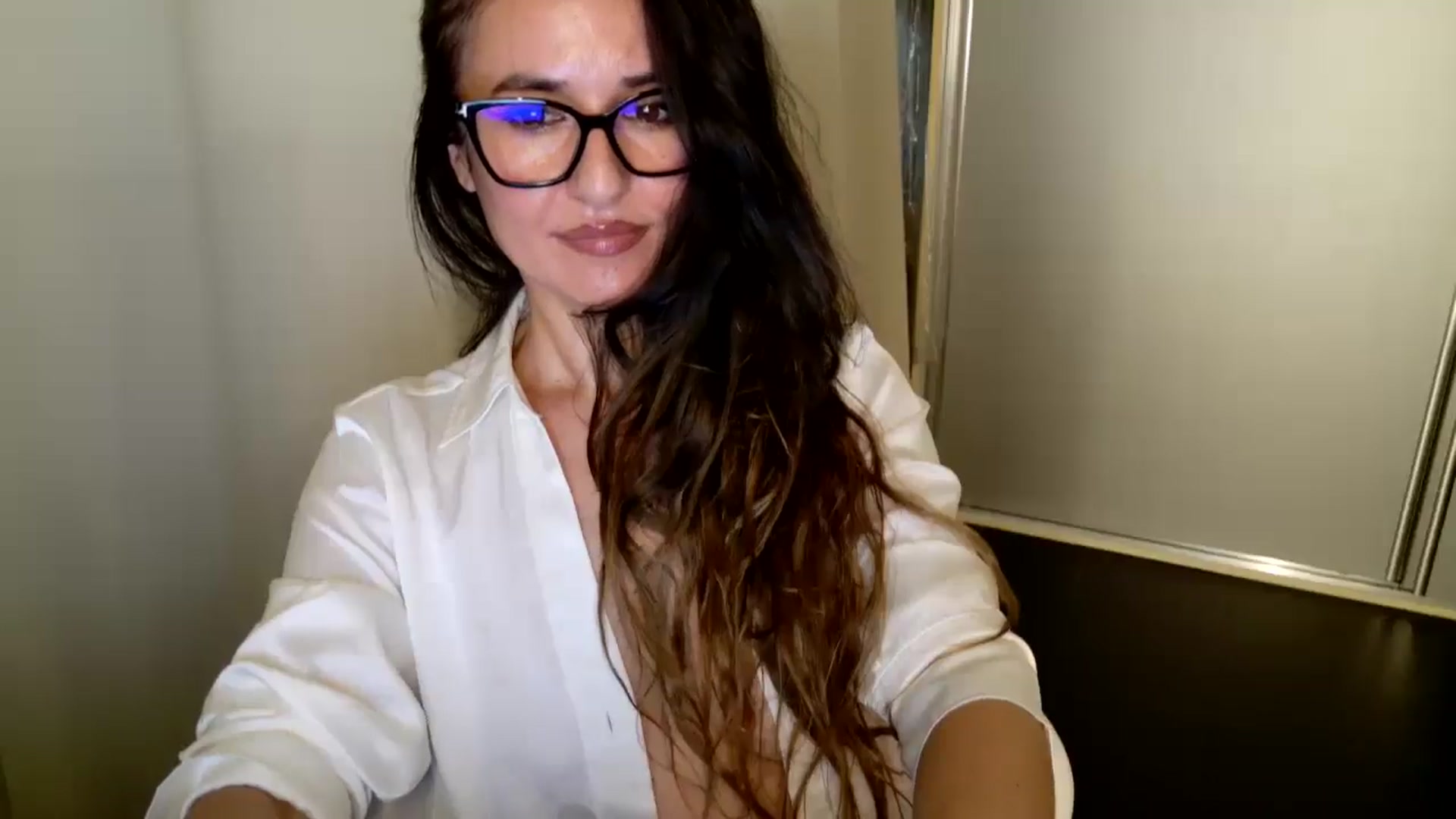 Gallery image thumbnail from DANIELLE's myfreecams stream on, 05/11/2026, 06:41 image 9 of 20