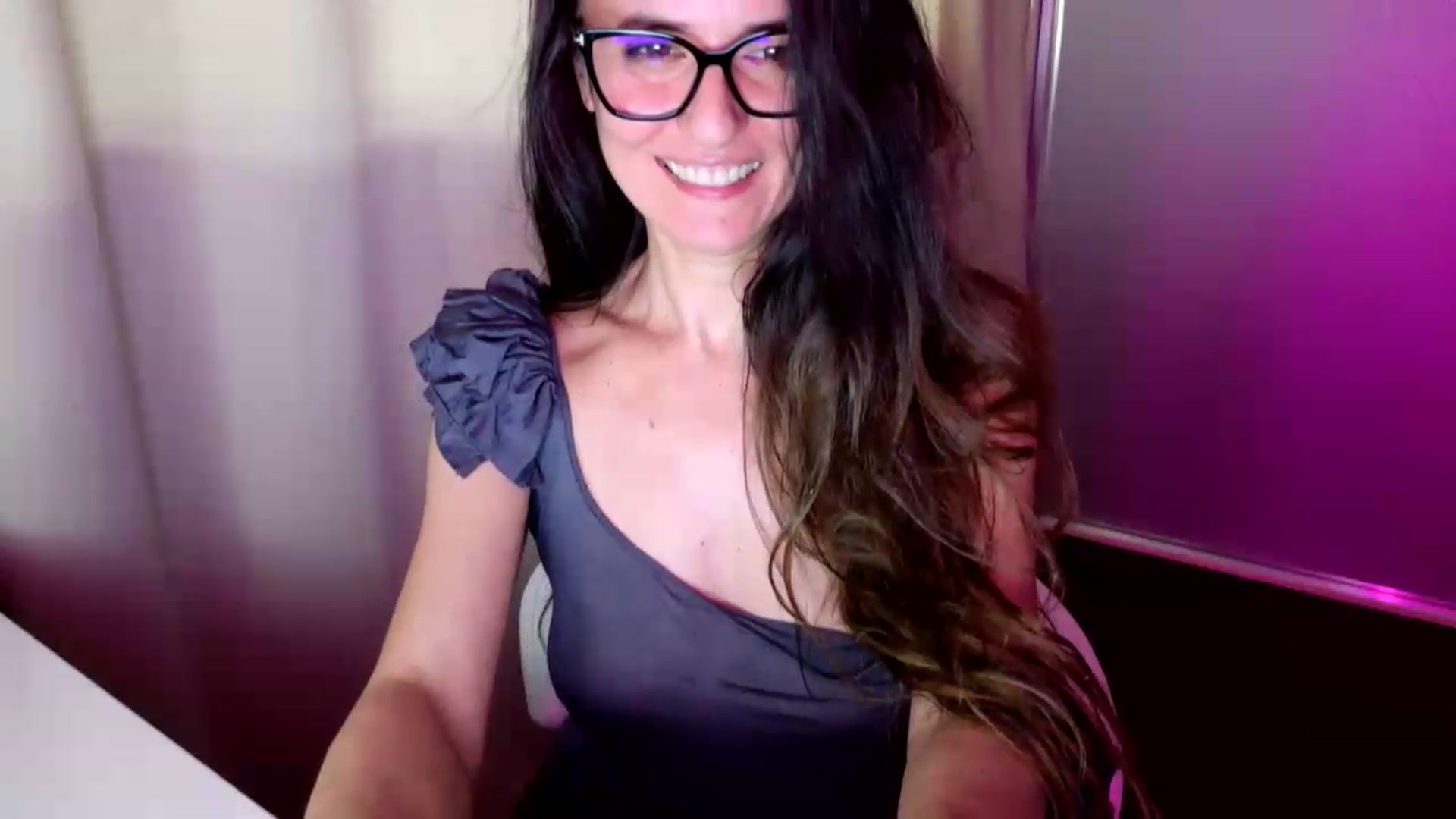 Gallery image thumbnail from DANIELLE's myfreecams stream on, 05/12/2026, 12:15 image 5 of 20