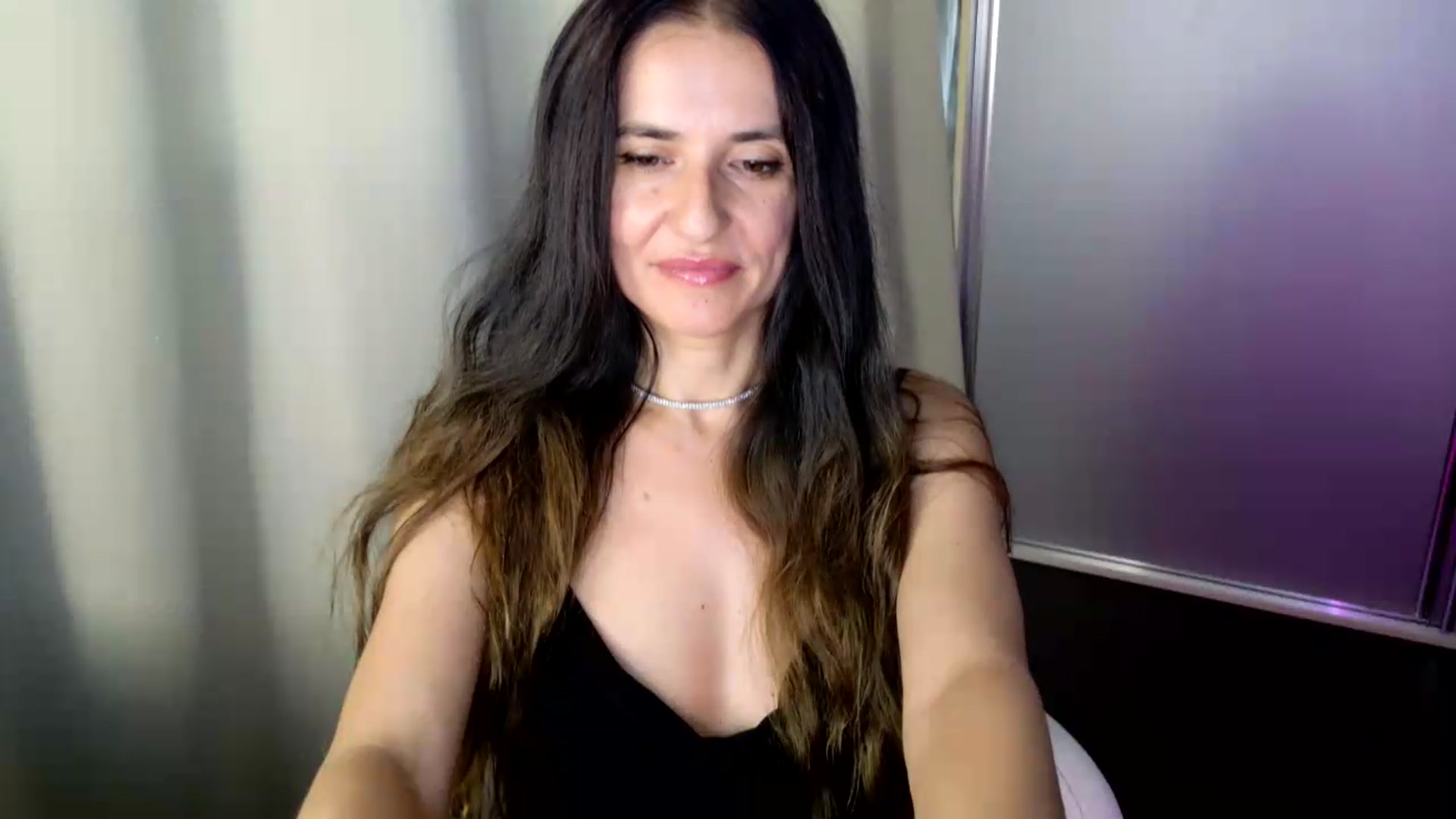 Gallery image thumbnail from DANIELLE's myfreecams stream on, 05/29/2026, 07:45 image 4 of 20