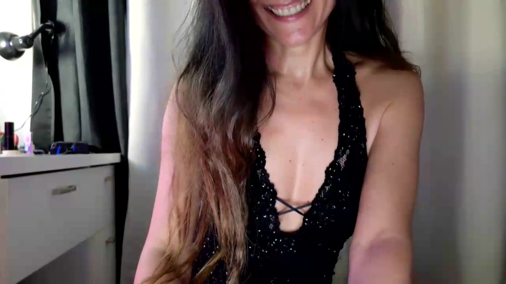 Gallery image thumbnail from DANIELLE's myfreecams stream on, 05/30/2026, 07:43 image 17 of 20