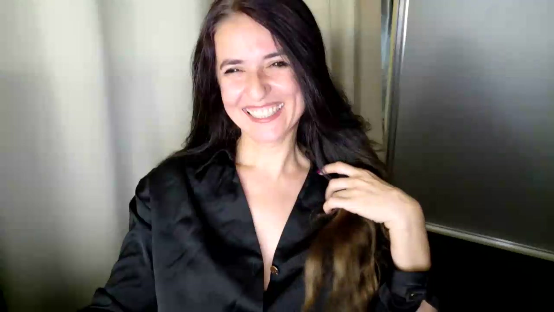 Gallery image thumbnail from DANIELLE's myfreecams stream on, 06/05/2026, 04:57 image 18 of 20