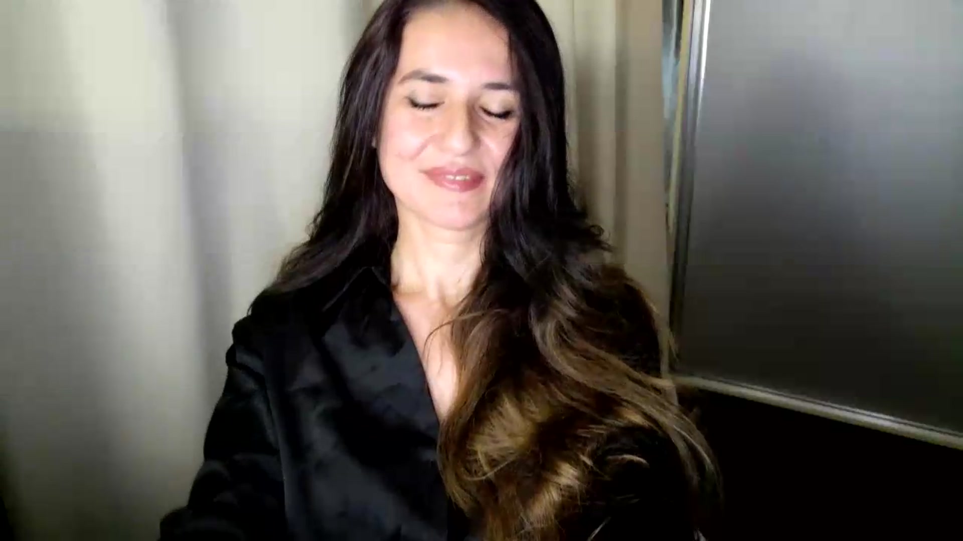 Gallery image thumbnail from DANIELLE's myfreecams stream on, 06/05/2026, 04:57 image 14 of 20