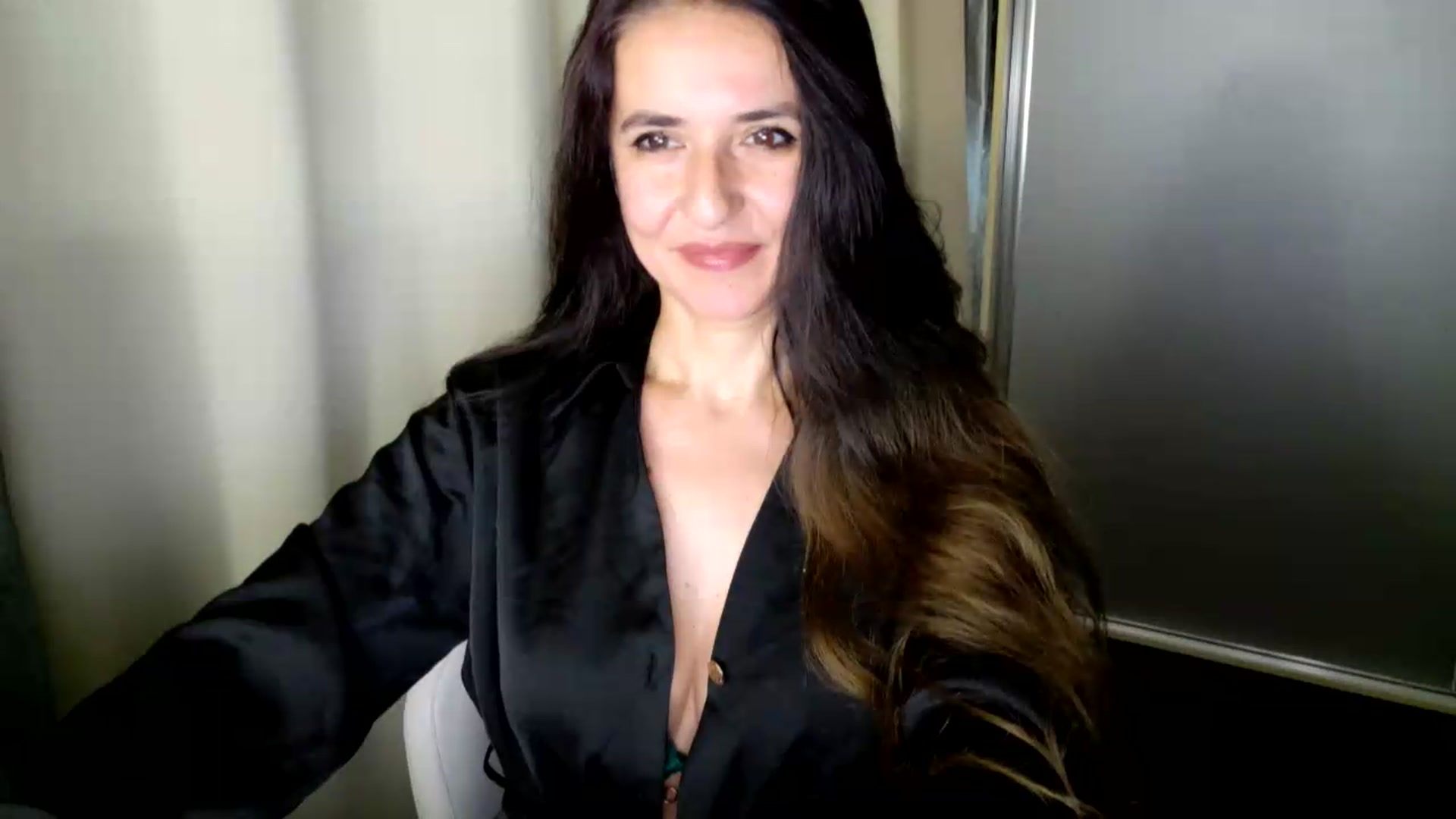 Gallery image thumbnail from DANIELLE's myfreecams stream on, 06/05/2026, 04:57 image 3 of 20