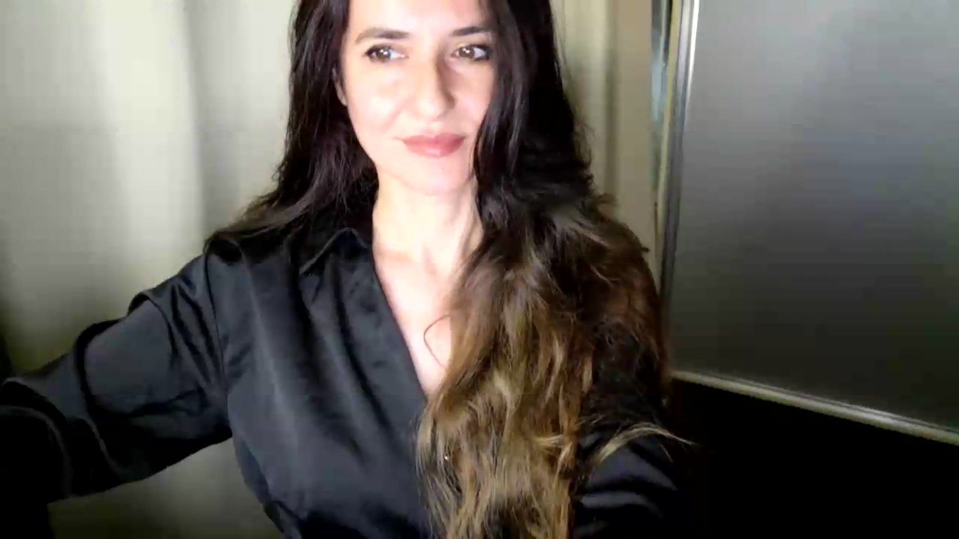 Gallery image thumbnail from DANIELLE's myfreecams stream on, 06/05/2026, 04:57 image 12 of 20