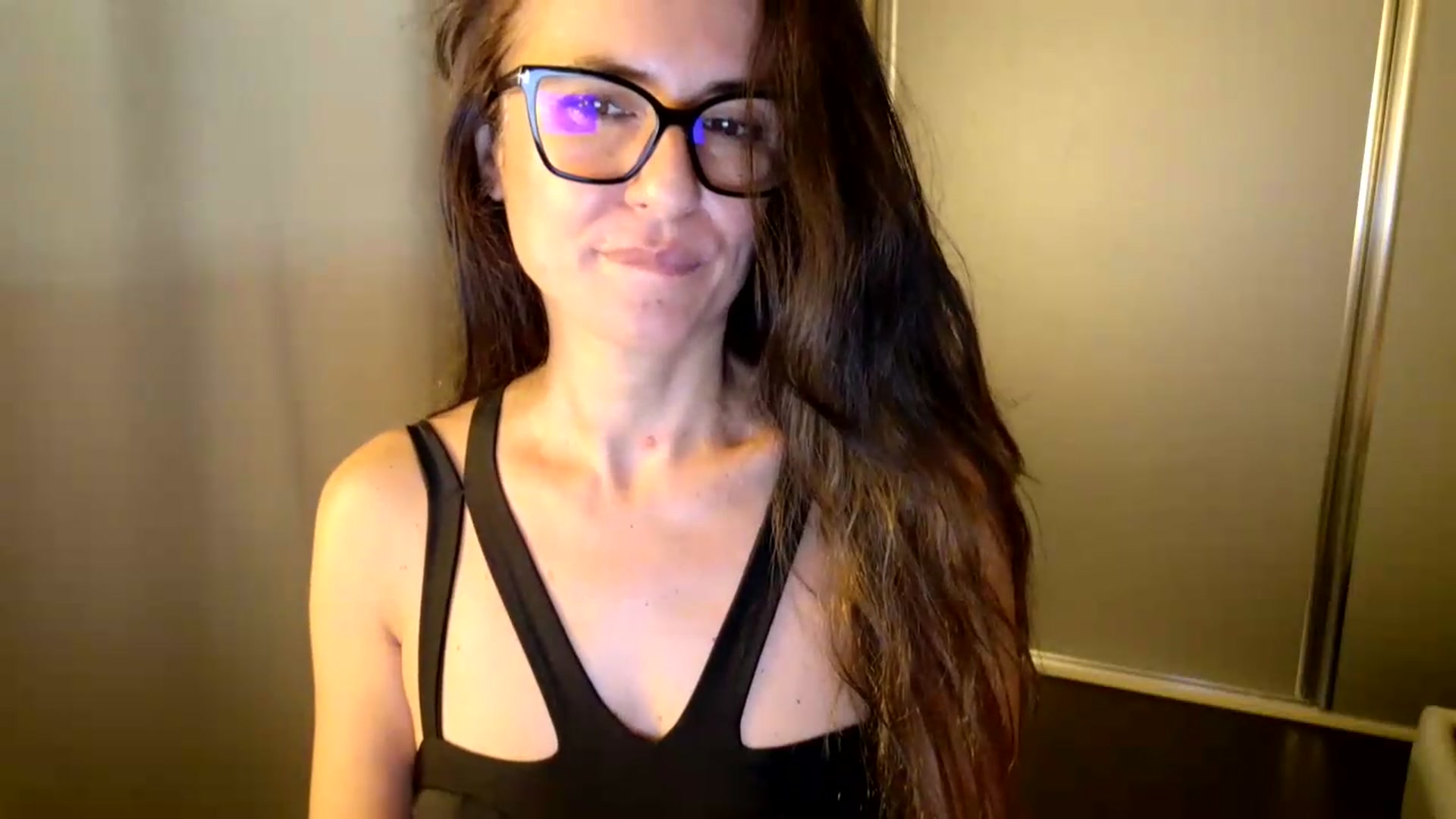 Gallery image thumbnail from DANIELLE's myfreecams stream on, 06/20/2026, 10:03 image 11 of 20