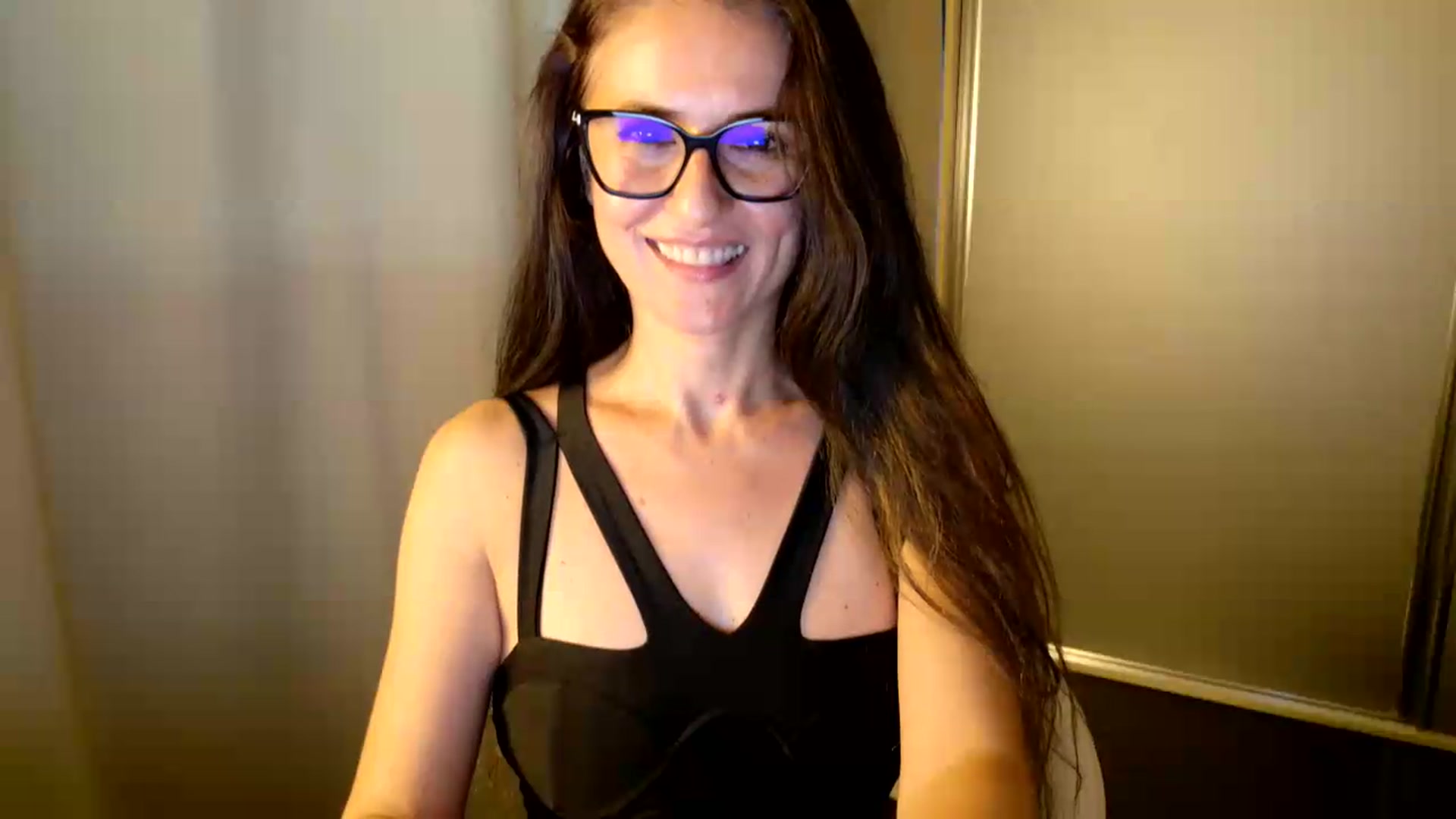 Gallery image thumbnail from DANIELLE's myfreecams stream on, 06/20/2026, 10:03 image 4 of 20
