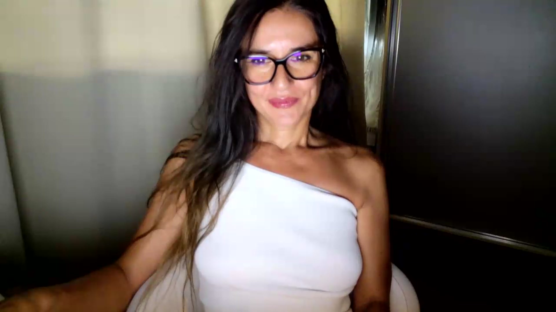 Gallery image thumbnail from DANIELLE's myfreecams stream on, 07/12/2026, 07:26 image 10 of 20