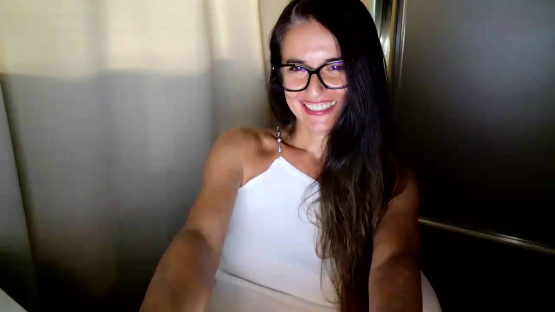 Gallery image thumbnail from DANIELLE's myfreecams stream on, 07/12/2026, 08:40 image 9 of 20