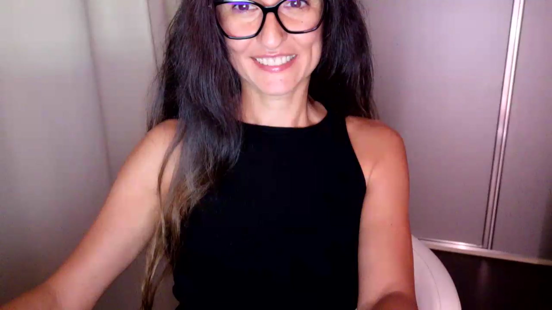 Gallery image thumbnail from DANIELLE's myfreecams stream on, 07/26/2026, 09:16 image 10 of 20