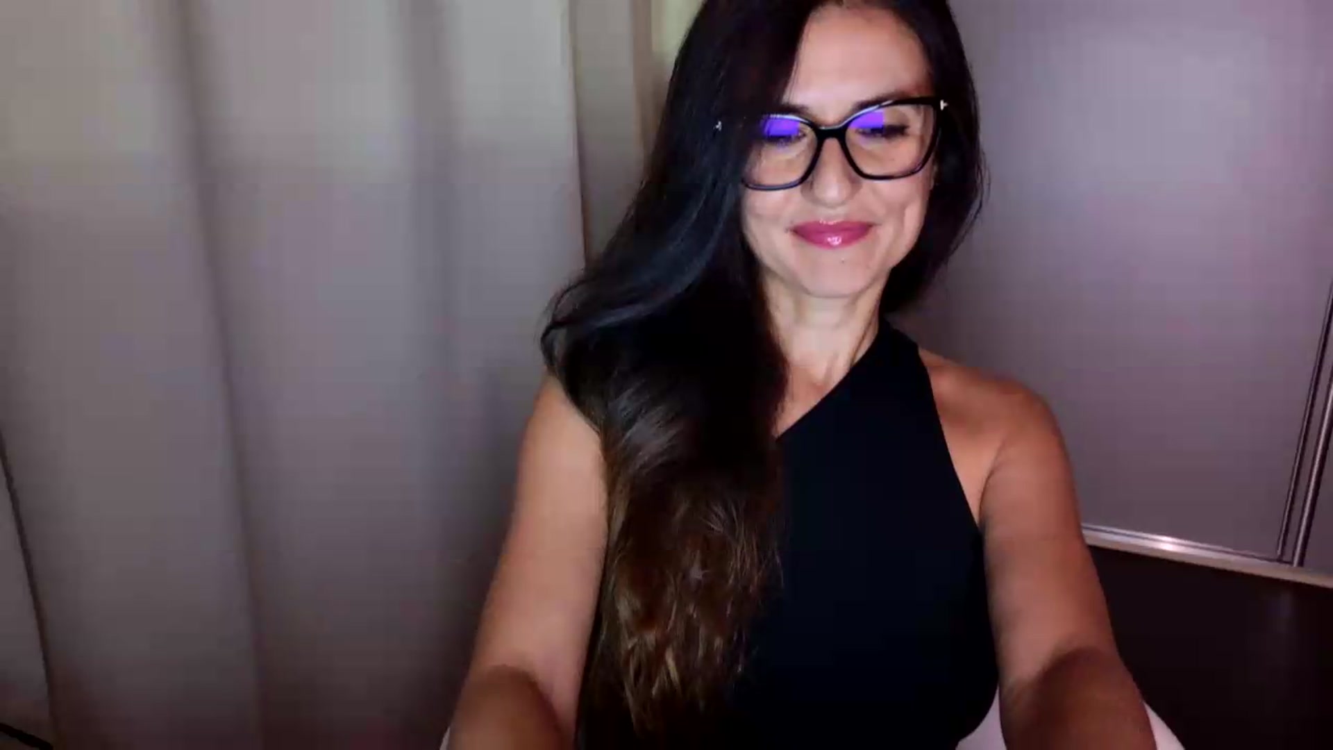 Gallery image thumbnail from DANIELLE's myfreecams stream on, 08/05/2026, 07:43 image 11 of 20