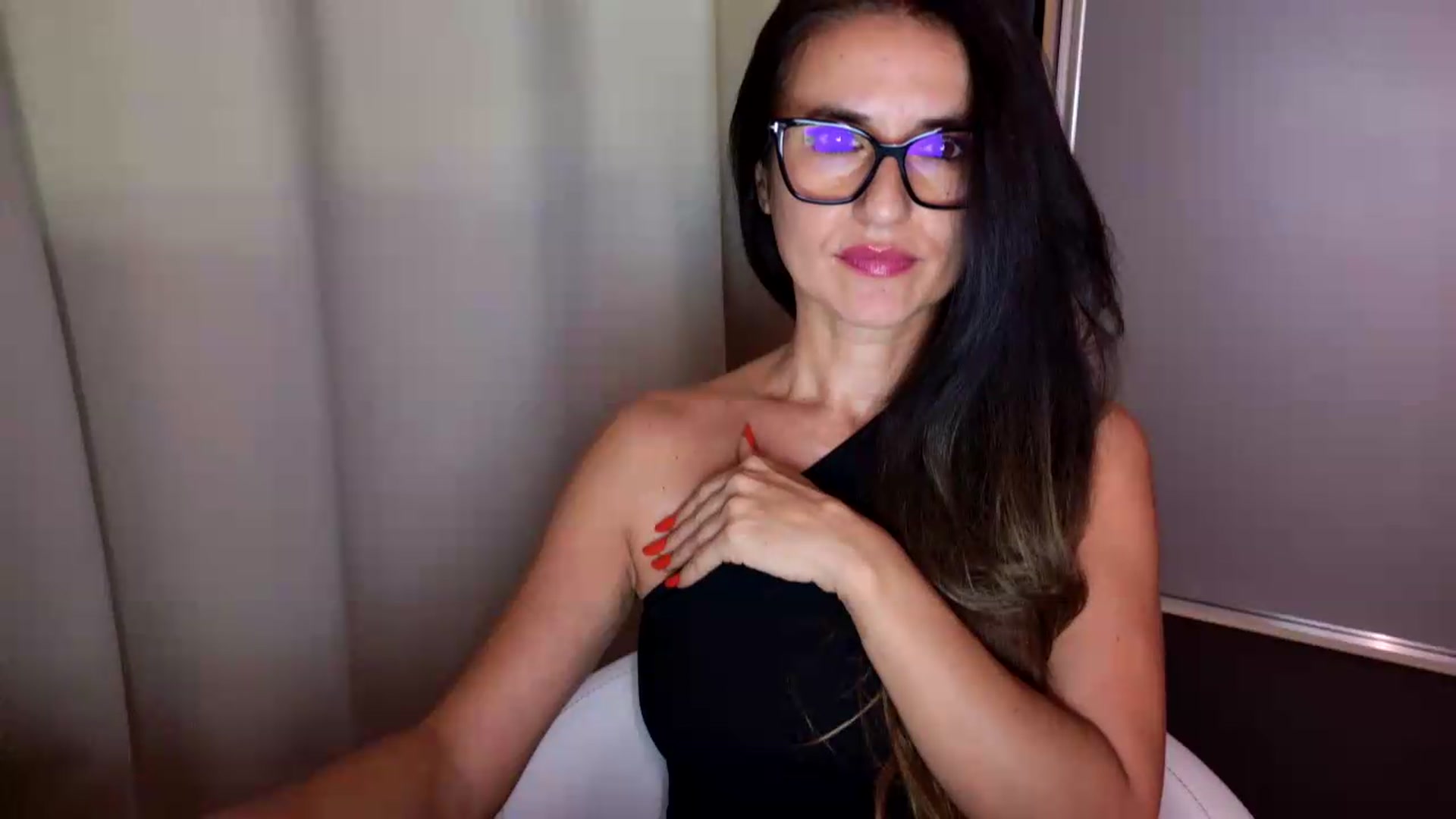 Gallery image thumbnail from DANIELLE's myfreecams stream on, 08/05/2026, 08:35 image 9 of 20