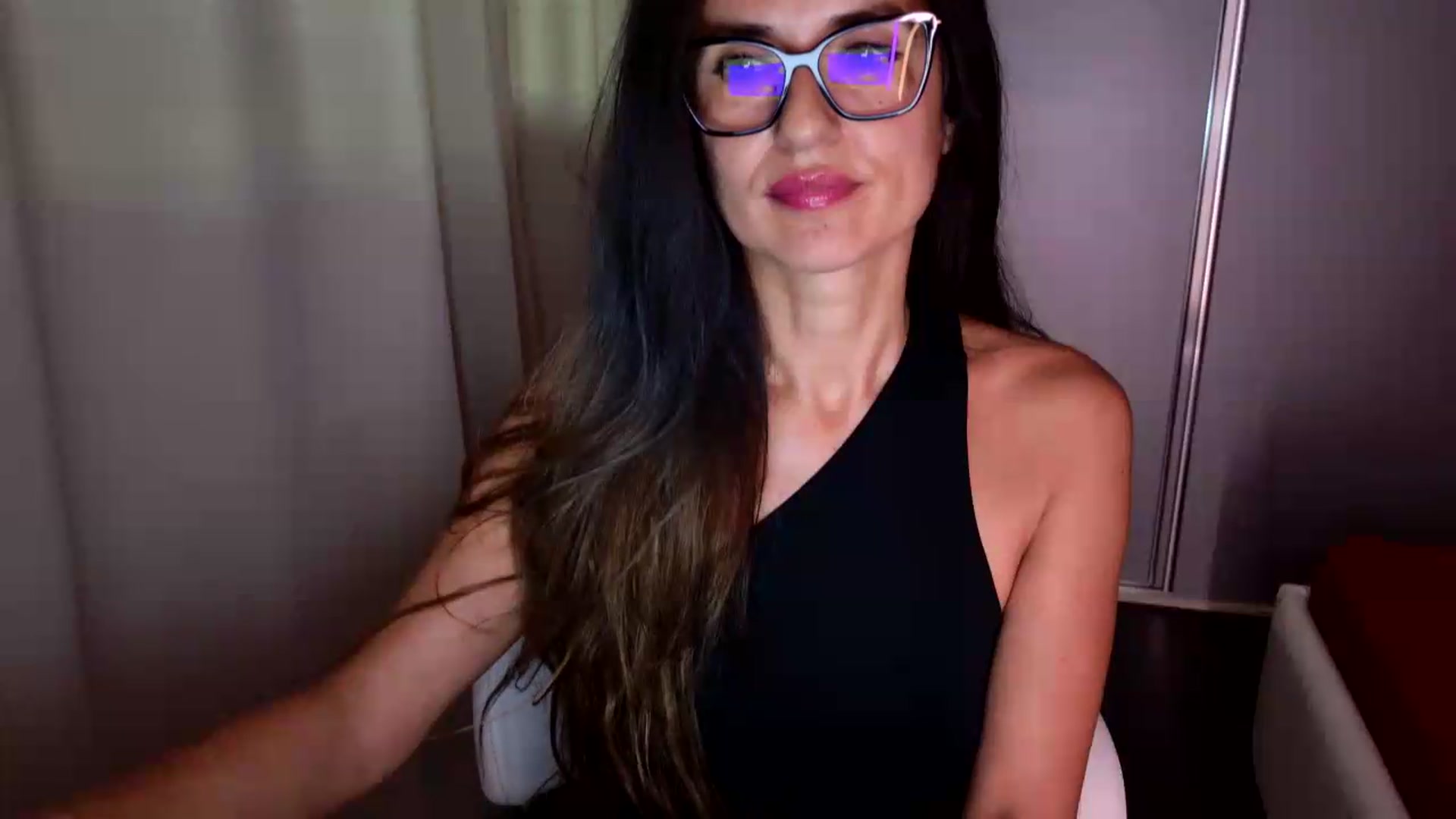 Gallery image thumbnail from DANIELLE's myfreecams stream on, 08/05/2026, 09:34 image 3 of 20