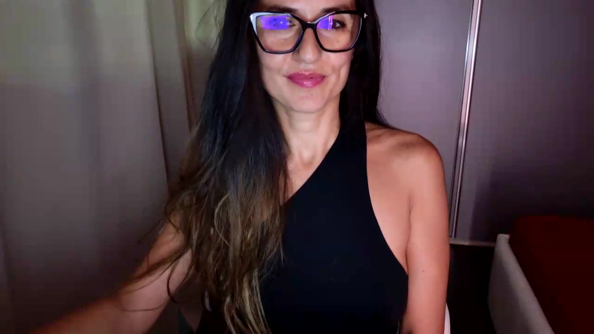 Gallery image thumbnail from DANIELLE's myfreecams stream on, 08/05/2026, 09:34 image 5 of 20