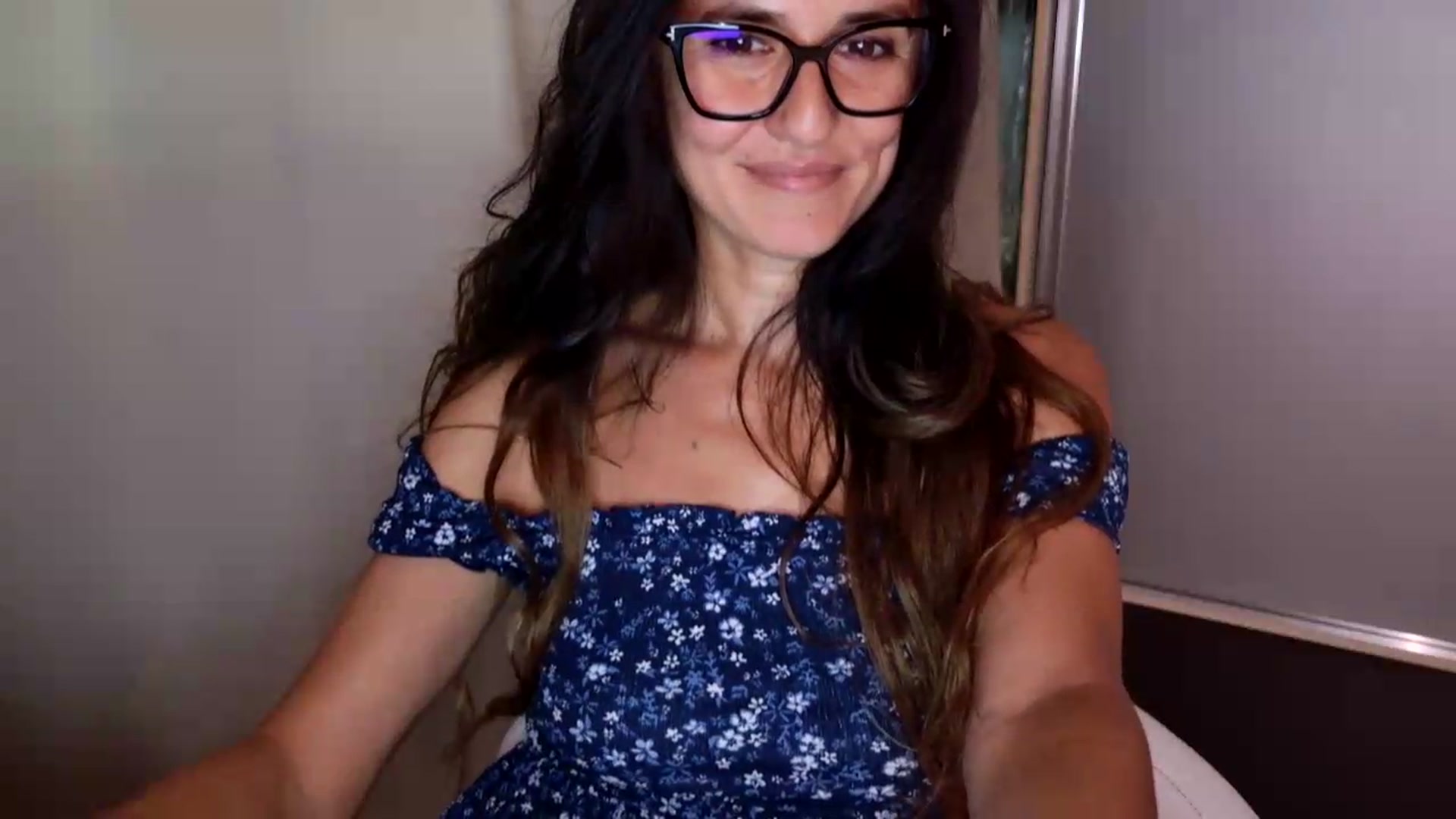 Gallery image thumbnail from DANIELLE's myfreecams stream on, 08/18/2026, 08:03 image 7 of 20