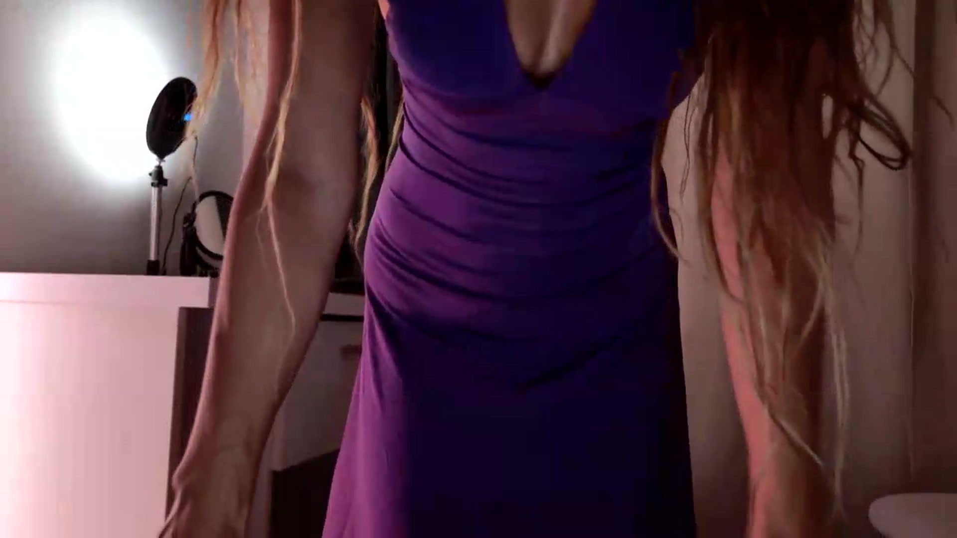 Gallery image thumbnail from DANIELLE's myfreecams stream on, 08/19/2026, 06:30 image 2 of 20